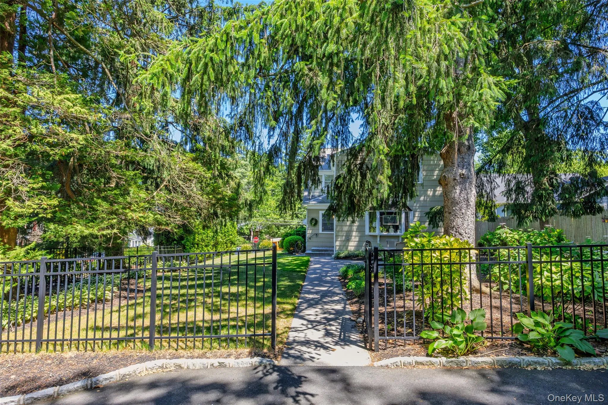 217 Soundview Road, Huntington, NY, 4 Bedrooms Bedrooms, 9 Rooms Rooms,2 BathroomsBathrooms,Residential,For Rent,Soundview,0,1014881 217 Soundview Road, Huntington, NY, 4 Bedrooms Bedrooms, 9 Rooms Rooms,2 BathroomsBathrooms,Residential,For Rent,Soundview,0,1014881
