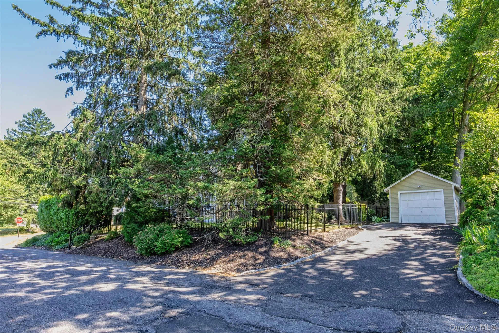 217 Soundview Road, Huntington, NY, 4 Bedrooms Bedrooms, 9 Rooms Rooms,2 BathroomsBathrooms,Residential,For Rent,Soundview,0,1014881 217 Soundview Road, Huntington, NY, 4 Bedrooms Bedrooms, 9 Rooms Rooms,2 BathroomsBathrooms,Residential,For Rent,Soundview,0,1014881