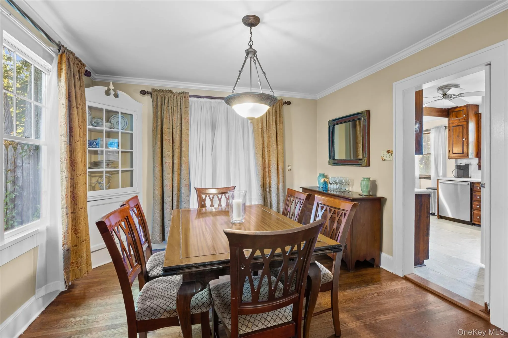 217 Soundview Road, Huntington, NY, 4 Bedrooms Bedrooms, 9 Rooms Rooms,2 BathroomsBathrooms,Residential,For Rent,Soundview,0,1014881 217 Soundview Road, Huntington, NY, 4 Bedrooms Bedrooms, 9 Rooms Rooms,2 BathroomsBathrooms,Residential,For Rent,Soundview,0,1014881