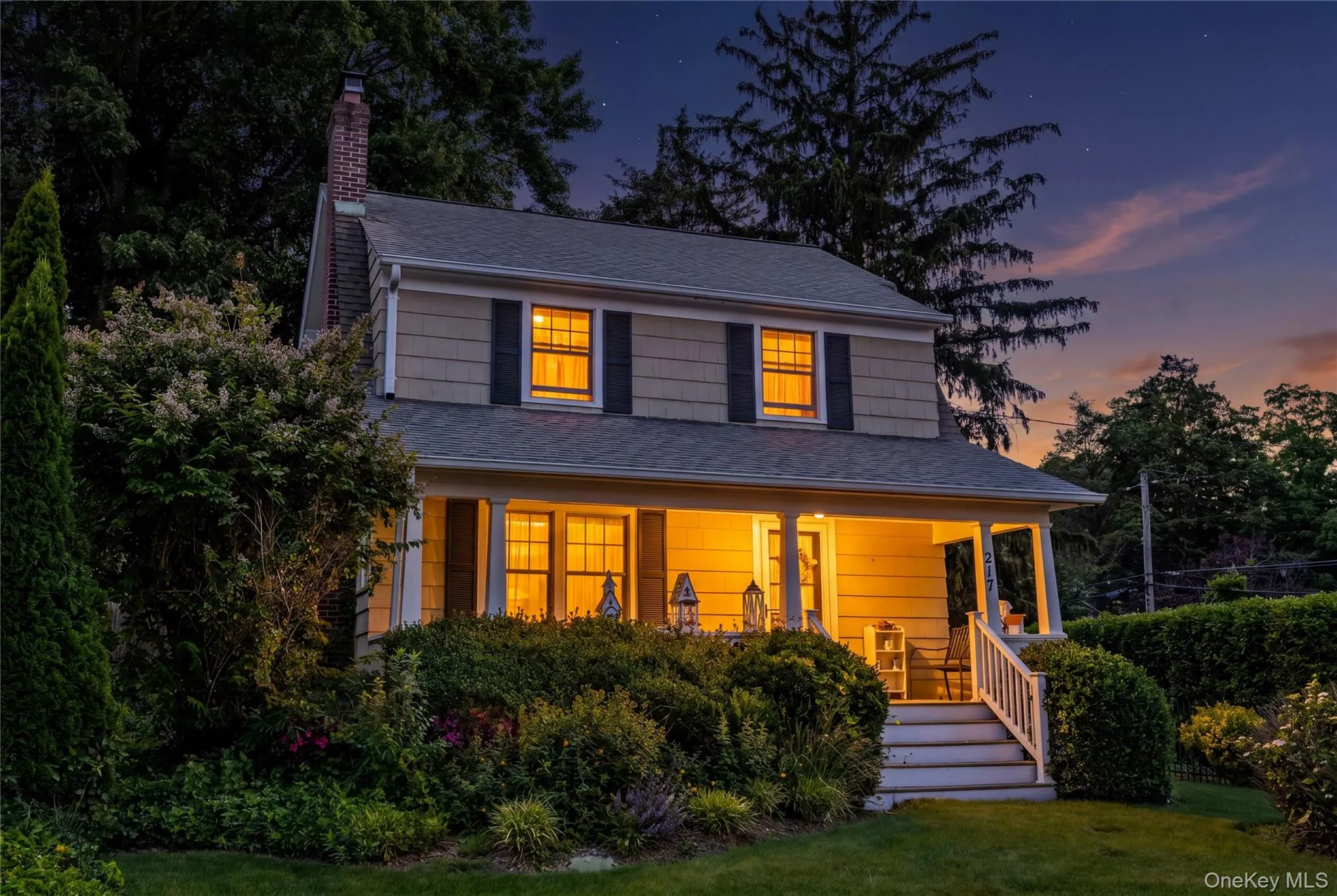 217 Soundview Road, Huntington, NY, 4 Bedrooms Bedrooms, 9 Rooms Rooms,2 BathroomsBathrooms,Residential,For Rent,Soundview,0,1014881 217 Soundview Road, Huntington, NY, 4 Bedrooms Bedrooms, 9 Rooms Rooms,2 BathroomsBathrooms,Residential,For Rent,Soundview,0,1014881
