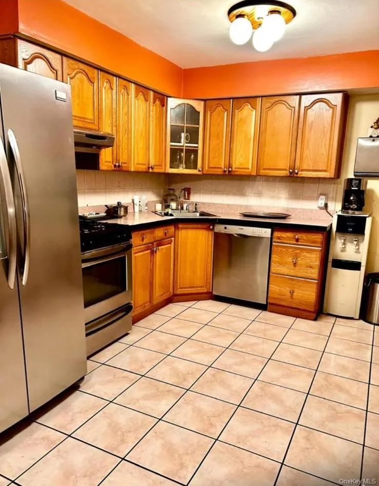 288 Frederick Avenue, Hempstead, NY, 3 Bedrooms Bedrooms, 6 Rooms Rooms,2 BathroomsBathrooms,Residential,For Rent,Frederick,0,1014884 288 Frederick Avenue, Hempstead, NY, 3 Bedrooms Bedrooms, 6 Rooms Rooms,2 BathroomsBathrooms,Residential,For Rent,Frederick,0,1014884