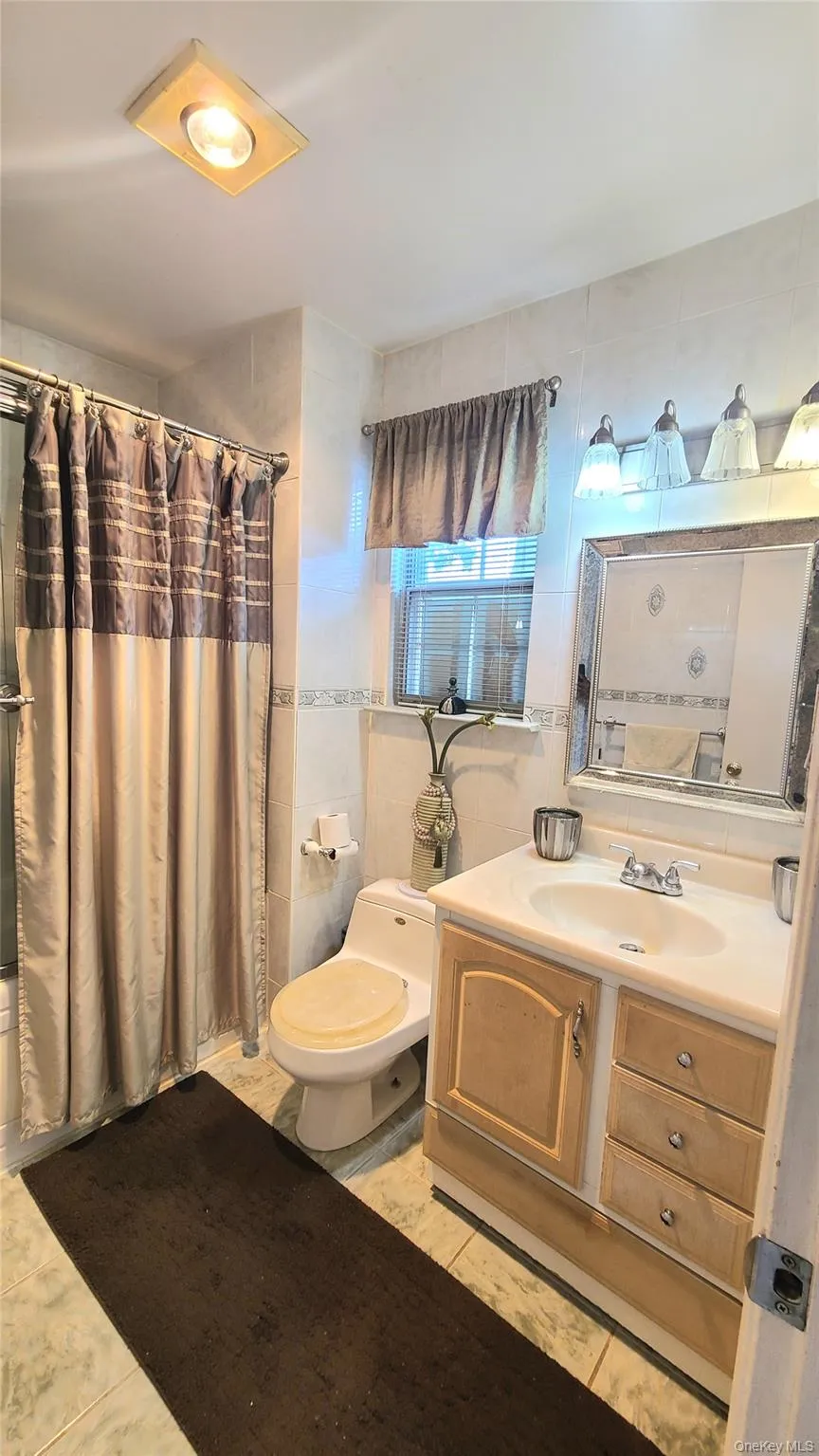 288 Frederick Avenue, Hempstead, NY, 3 Bedrooms Bedrooms, 6 Rooms Rooms,2 BathroomsBathrooms,Residential,For Rent,Frederick,0,1014884 288 Frederick Avenue, Hempstead, NY, 3 Bedrooms Bedrooms, 6 Rooms Rooms,2 BathroomsBathrooms,Residential,For Rent,Frederick,0,1014884