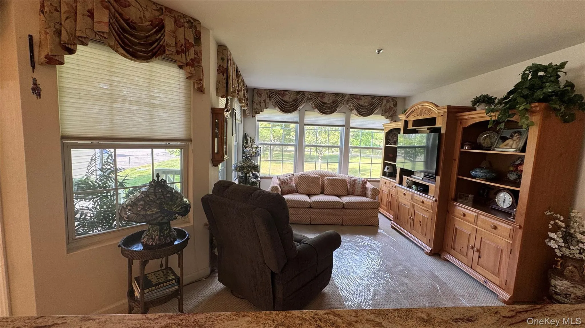 169 Captains Way, Brookhaven, NY, 1 Bedroom Bedrooms, 5 Rooms Rooms,1 BathroomBathrooms,Residential,For Rent,Captains,0,KEY1014885 169 Captains Way, Brookhaven, NY, 1 Bedroom Bedrooms, 5 Rooms Rooms,1 BathroomBathrooms,Residential,For Rent,Captains,0,KEY1014885