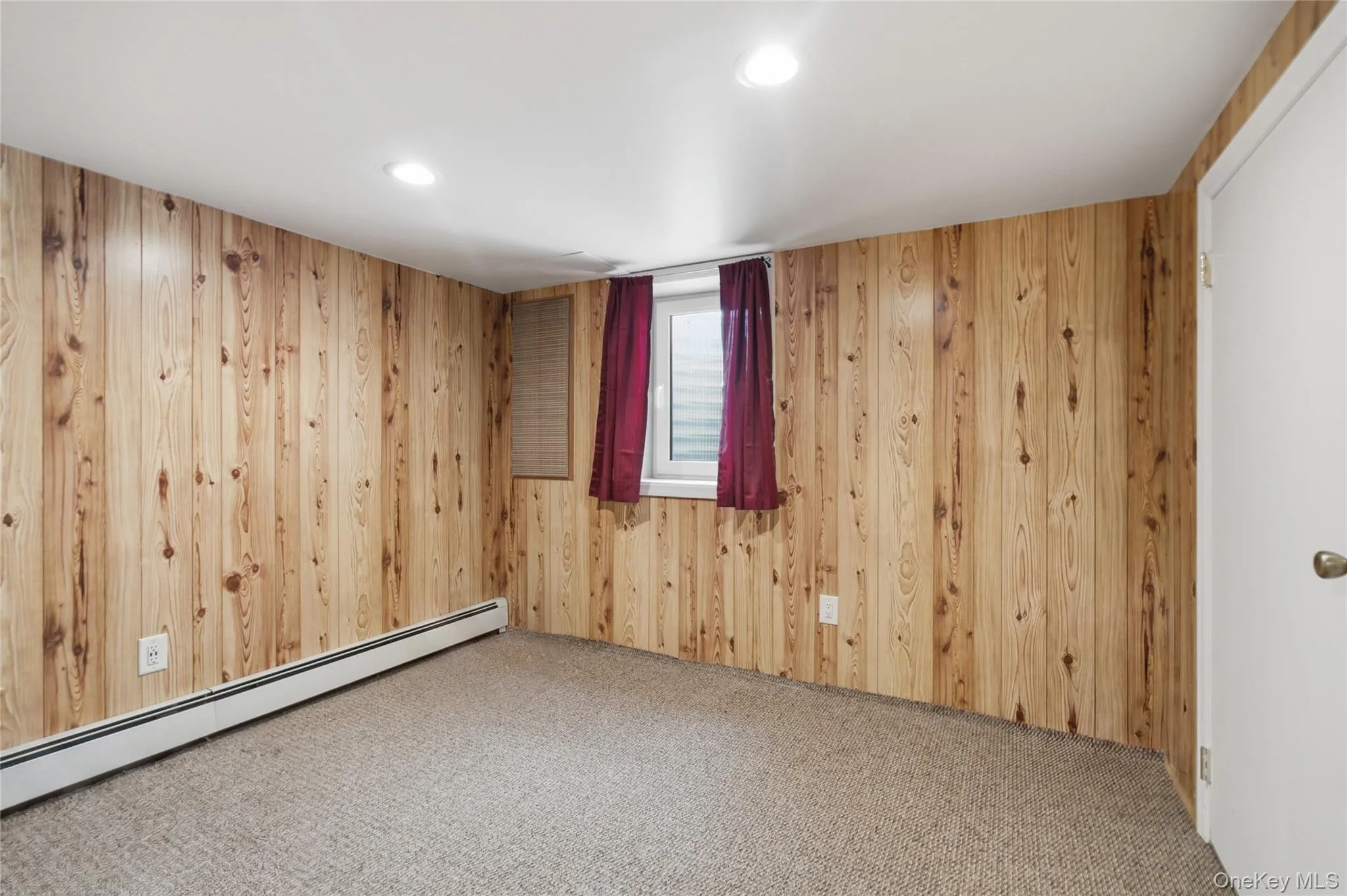 2 Hilltop Drive, Oyster Bay, NY, 4 Bedrooms Bedrooms, 8 Rooms Rooms,2 BathroomsBathrooms,Residential,For Rent,Hilltop,0,1014886 2 Hilltop Drive, Oyster Bay, NY, 4 Bedrooms Bedrooms, 8 Rooms Rooms,2 BathroomsBathrooms,Residential,For Rent,Hilltop,0,1014886