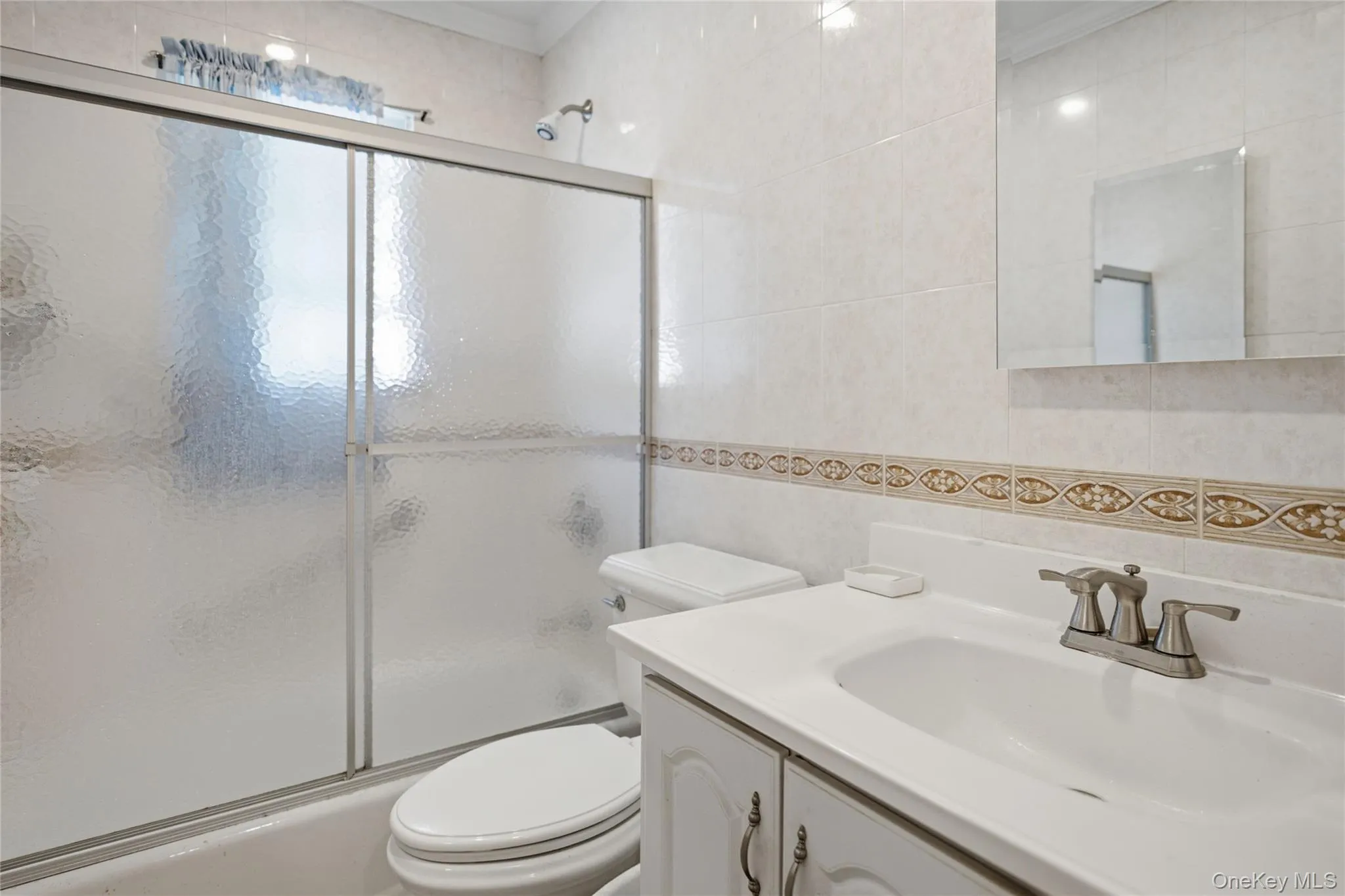 2 Hilltop Drive, Oyster Bay, NY, 4 Bedrooms Bedrooms, 8 Rooms Rooms,2 BathroomsBathrooms,Residential,For Rent,Hilltop,0,1014886 2 Hilltop Drive, Oyster Bay, NY, 4 Bedrooms Bedrooms, 8 Rooms Rooms,2 BathroomsBathrooms,Residential,For Rent,Hilltop,0,1014886