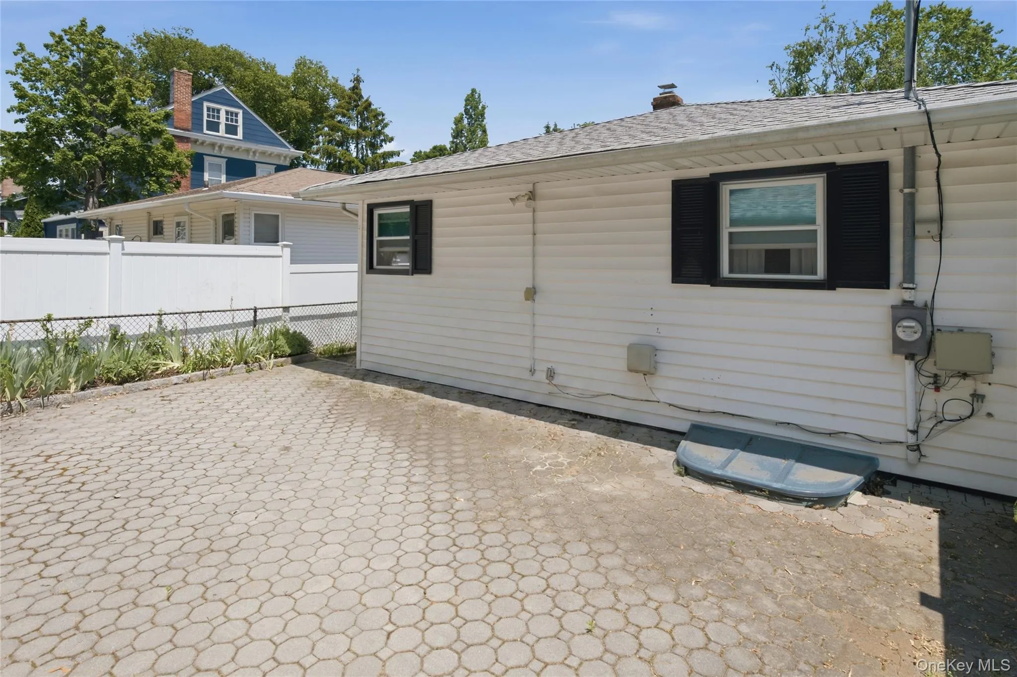 2 Hilltop Drive, Oyster Bay, NY, 4 Bedrooms Bedrooms, 8 Rooms Rooms,2 BathroomsBathrooms,Residential,For Rent,Hilltop,0,1014886 2 Hilltop Drive, Oyster Bay, NY, 4 Bedrooms Bedrooms, 8 Rooms Rooms,2 BathroomsBathrooms,Residential,For Rent,Hilltop,0,1014886
