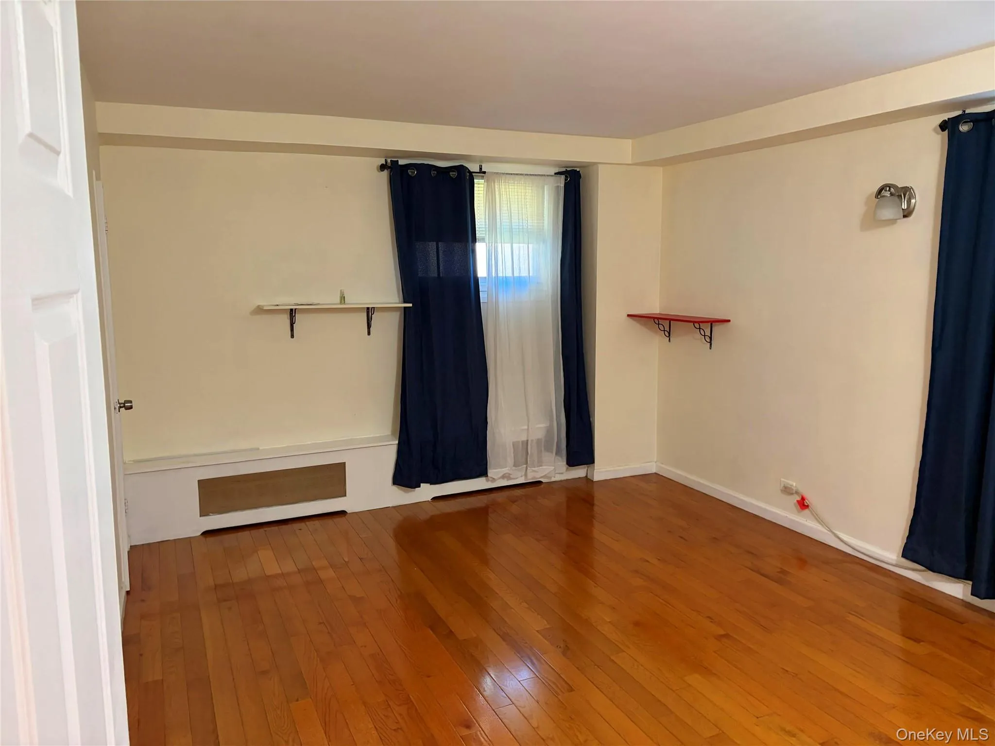 98-20 62nd Drive, New York, NY, 2 Bedrooms Bedrooms, 4 Rooms Rooms,1 BathroomBathrooms,Residential,For Rent,62nd,0,1014887 98-20 62nd Drive, New York, NY, 2 Bedrooms Bedrooms, 4 Rooms Rooms,1 BathroomBathrooms,Residential,For Rent,62nd,0,1014887