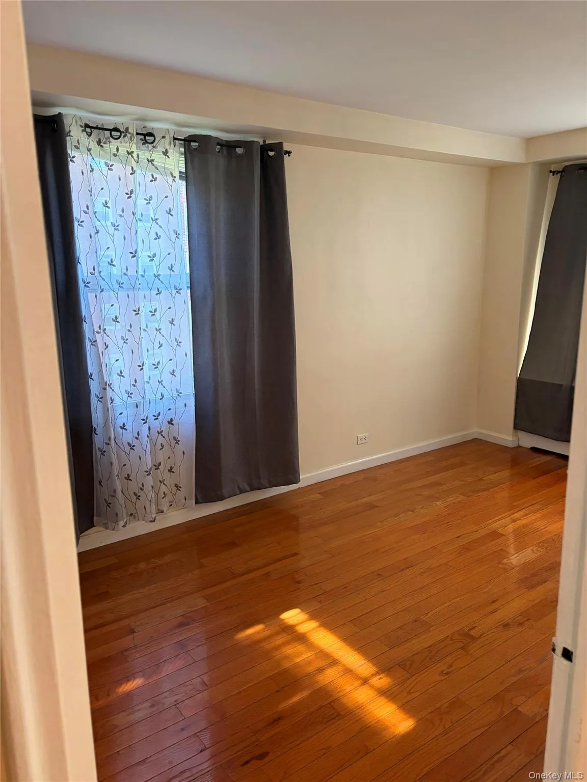 98-20 62nd Drive, New York, NY, 2 Bedrooms Bedrooms, 4 Rooms Rooms,1 BathroomBathrooms,Residential,For Rent,62nd,0,1014887 98-20 62nd Drive, New York, NY, 2 Bedrooms Bedrooms, 4 Rooms Rooms,1 BathroomBathrooms,Residential,For Rent,62nd,0,1014887