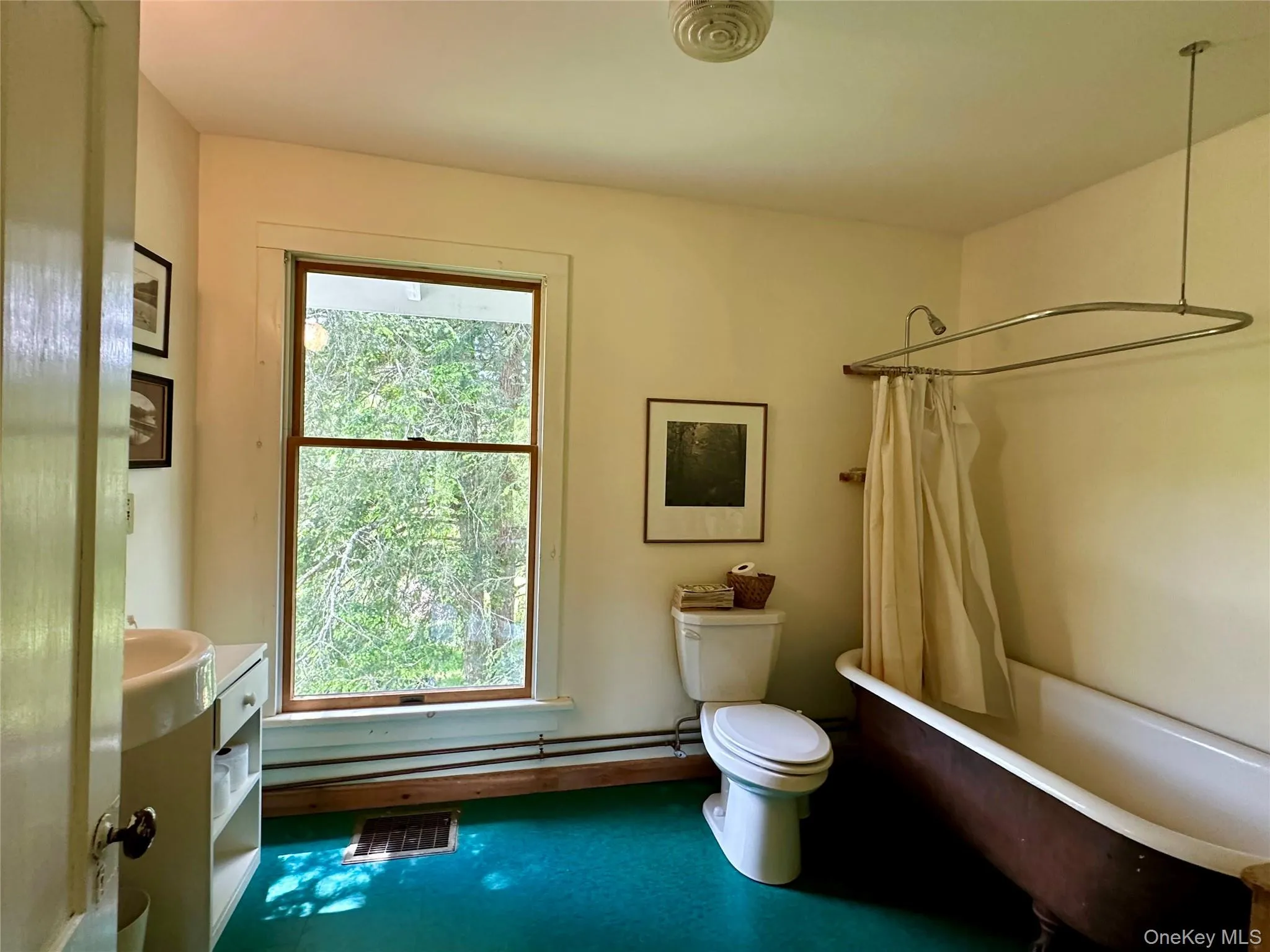2147-2149 Beaverkill Road, Hardenburgh, NY, 3 Bedrooms Bedrooms, 9 Rooms Rooms,2 BathroomsBathrooms,Residential Lease,For Rent,Beaverkill,0,KEY1014888 2147-2149 Beaverkill Road, Hardenburgh, NY, 3 Bedrooms Bedrooms, 9 Rooms Rooms,2 BathroomsBathrooms,Residential Lease,For Rent,Beaverkill,0,KEY1014888