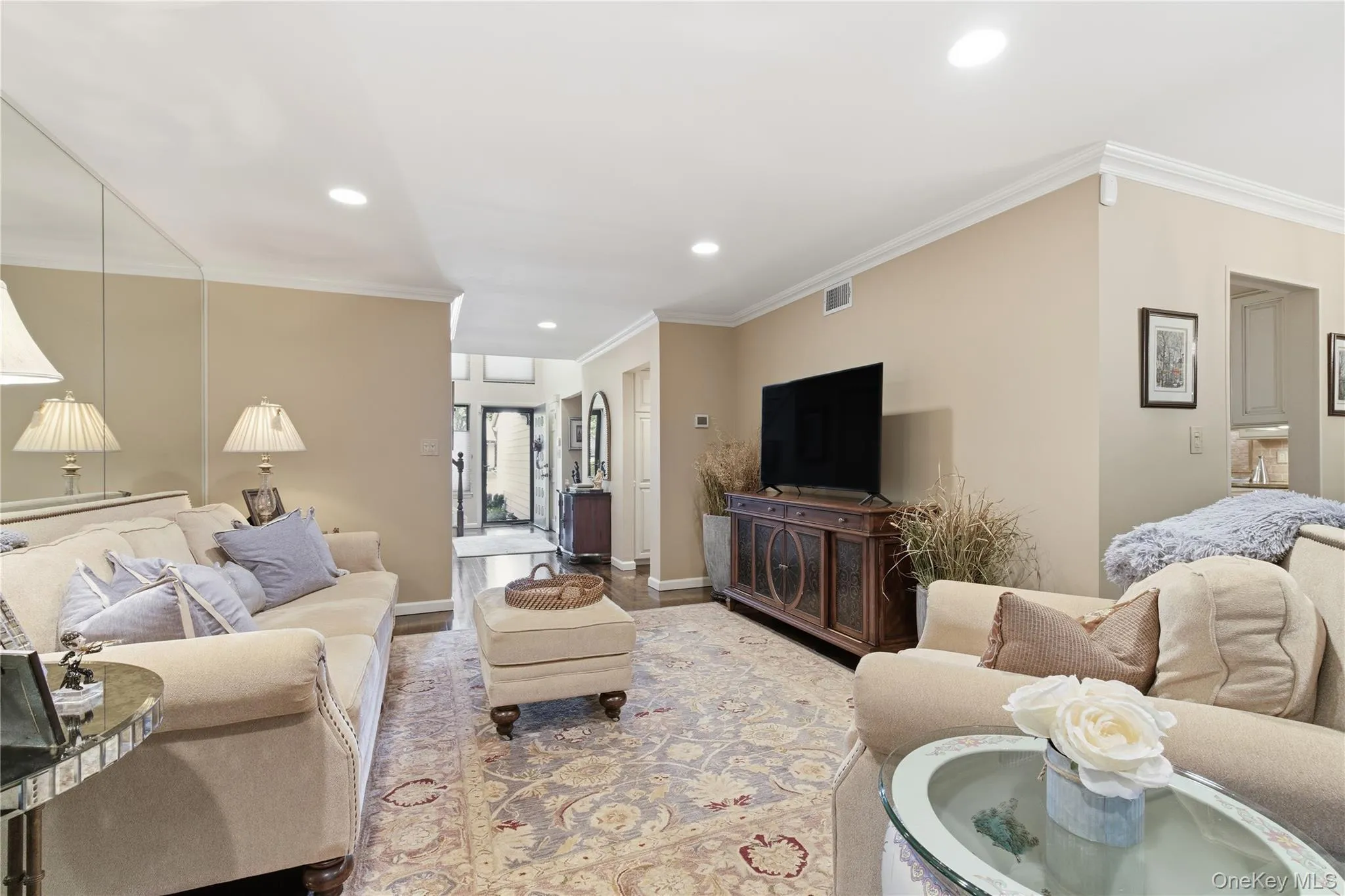 Inviting Living Room with designer touches Inviting Living Room with designer touches