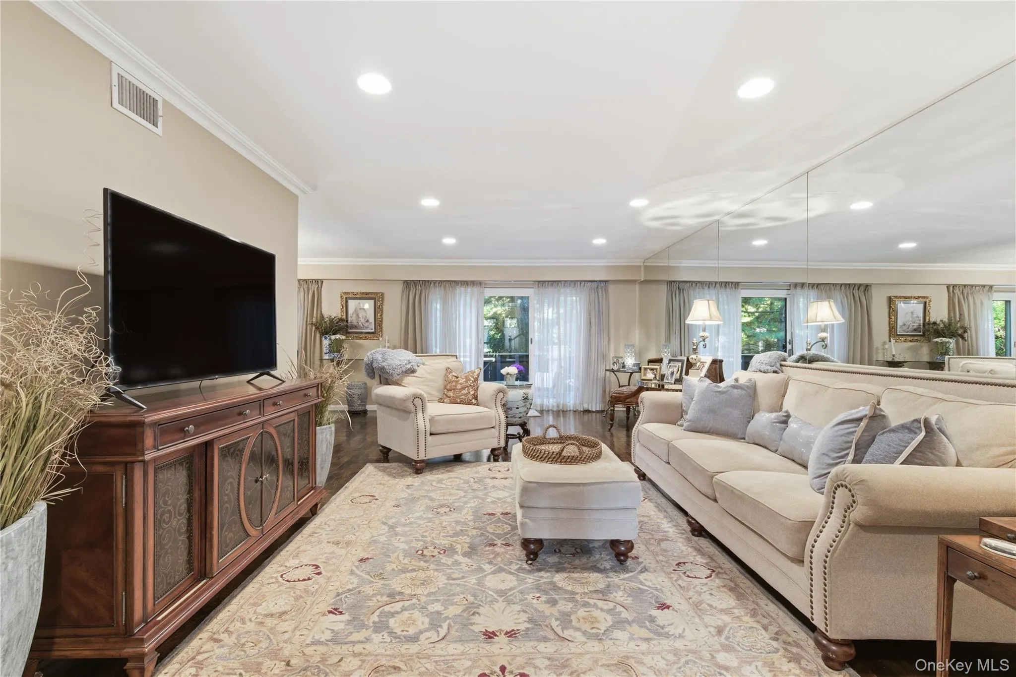 Beautifully appointed formal Living Room Beautifully appointed formal Living Room