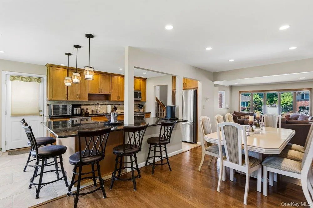 22 Theodore Drive, Oyster Bay, NY, 3 Bedrooms Bedrooms, 8 Rooms Rooms,2 BathroomsBathrooms,Residential,For Rent,Theodore,0,1014894 22 Theodore Drive, Oyster Bay, NY, 3 Bedrooms Bedrooms, 8 Rooms Rooms,2 BathroomsBathrooms,Residential,For Rent,Theodore,0,1014894