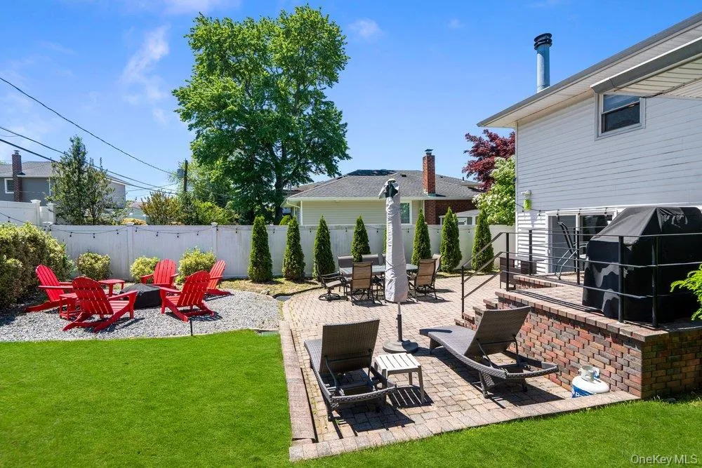 22 Theodore Drive, Oyster Bay, NY, 3 Bedrooms Bedrooms, 8 Rooms Rooms,2 BathroomsBathrooms,Residential,For Rent,Theodore,0,1014894 22 Theodore Drive, Oyster Bay, NY, 3 Bedrooms Bedrooms, 8 Rooms Rooms,2 BathroomsBathrooms,Residential,For Rent,Theodore,0,1014894