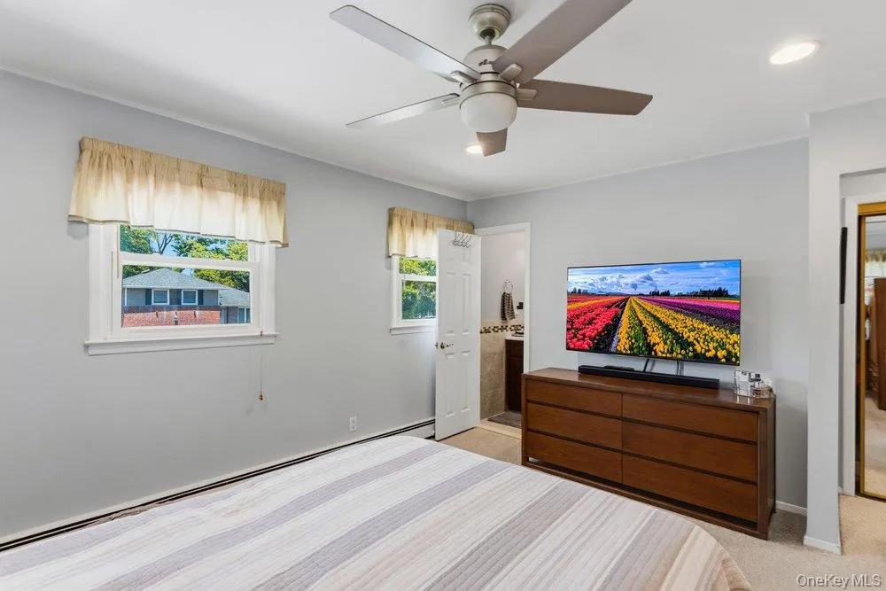22 Theodore Drive, Oyster Bay, NY, 3 Bedrooms Bedrooms, 8 Rooms Rooms,2 BathroomsBathrooms,Residential,For Rent,Theodore,0,1014894 22 Theodore Drive, Oyster Bay, NY, 3 Bedrooms Bedrooms, 8 Rooms Rooms,2 BathroomsBathrooms,Residential,For Rent,Theodore,0,1014894