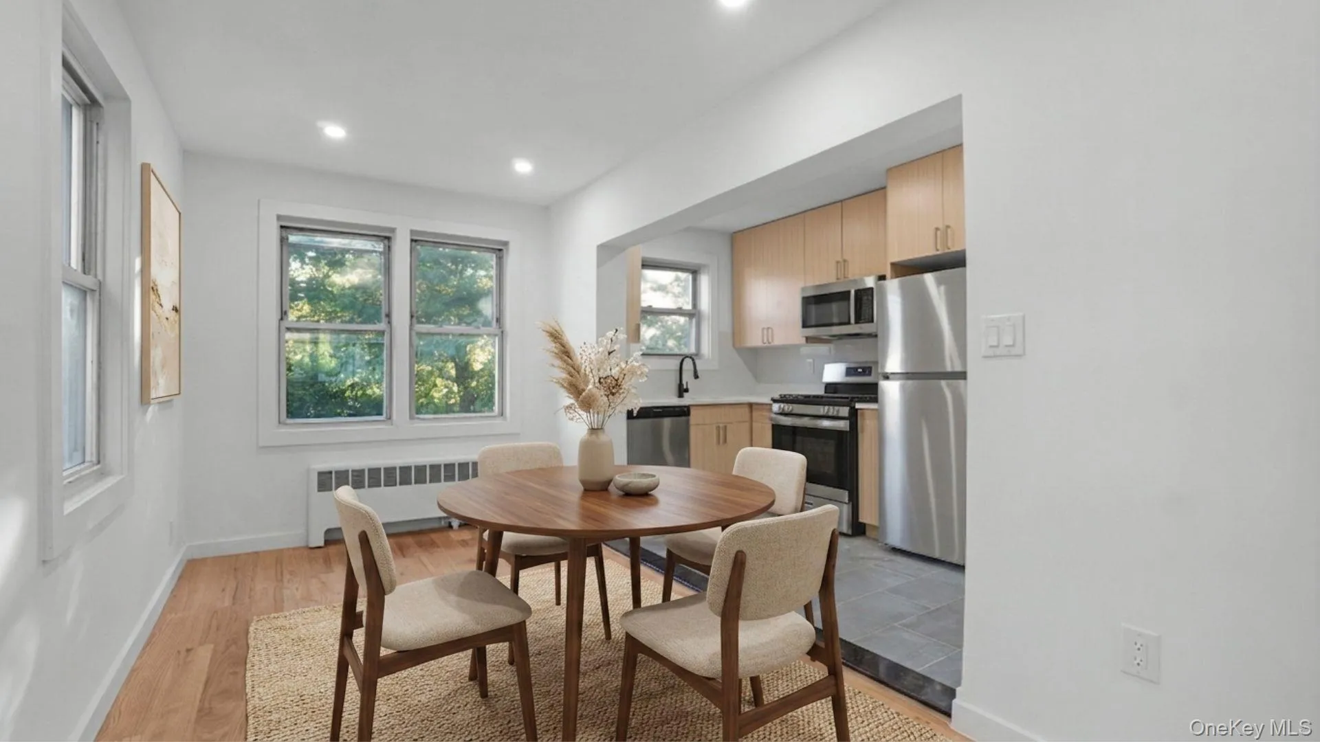 4135 Murdock Avenue, New York, NY, 3 Bedrooms Bedrooms, 6 Rooms Rooms,2 BathroomsBathrooms,Residential,For Rent,Murdock,0,KEY1014895 4135 Murdock Avenue, New York, NY, 3 Bedrooms Bedrooms, 6 Rooms Rooms,2 BathroomsBathrooms,Residential,For Rent,Murdock,0,KEY1014895