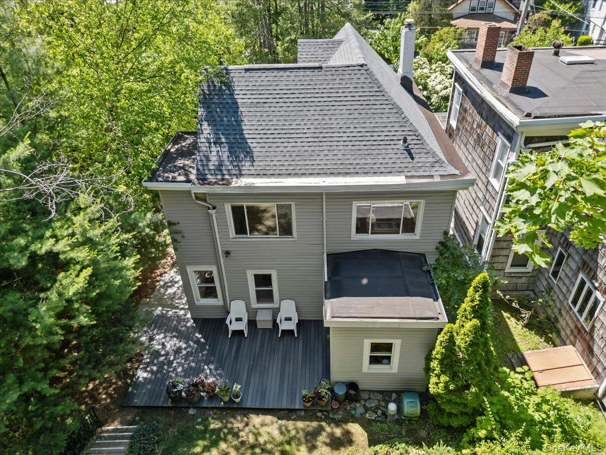 5600 Mosholu Avenue, New York, NY, 3 Bedrooms Bedrooms, 8 Rooms Rooms,1 BathroomBathrooms,Residential,For Rent,Mosholu,0,1014897 5600 Mosholu Avenue, New York, NY, 3 Bedrooms Bedrooms, 8 Rooms Rooms,1 BathroomBathrooms,Residential,For Rent,Mosholu,0,1014897