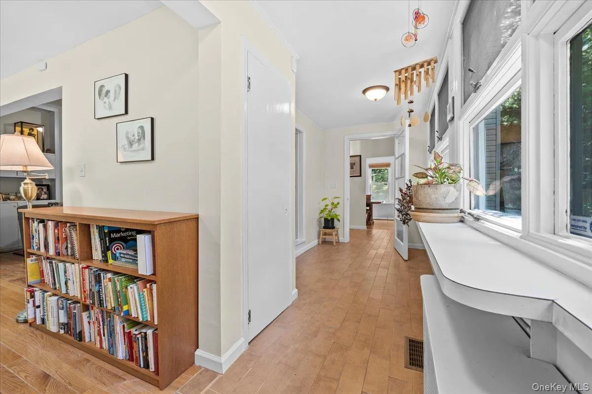 5600 Mosholu Avenue, New York, NY, 3 Bedrooms Bedrooms, 8 Rooms Rooms,1 BathroomBathrooms,Residential,For Rent,Mosholu,0,1014897 5600 Mosholu Avenue, New York, NY, 3 Bedrooms Bedrooms, 8 Rooms Rooms,1 BathroomBathrooms,Residential,For Rent,Mosholu,0,1014897