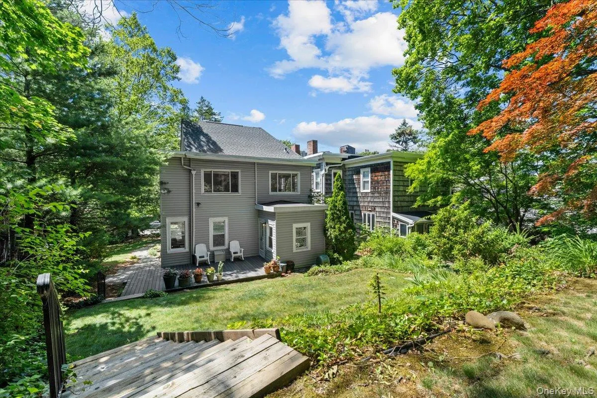 5600 Mosholu Avenue, New York, NY, 3 Bedrooms Bedrooms, 8 Rooms Rooms,1 BathroomBathrooms,Residential,For Rent,Mosholu,0,1014897 5600 Mosholu Avenue, New York, NY, 3 Bedrooms Bedrooms, 8 Rooms Rooms,1 BathroomBathrooms,Residential,For Rent,Mosholu,0,1014897