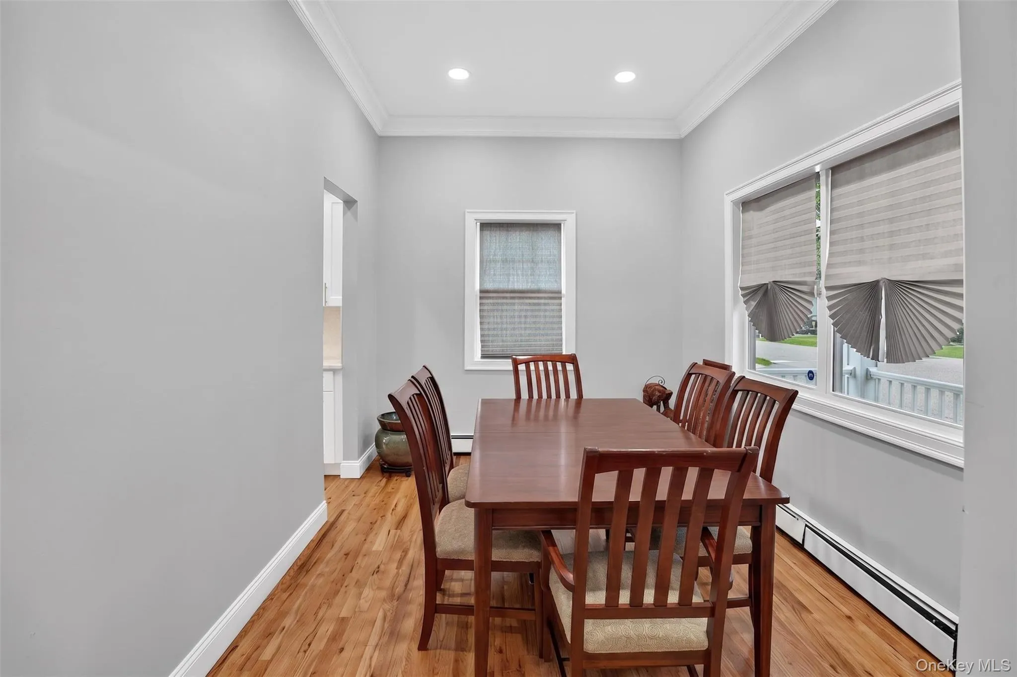 26 Richard Avenue, Islip, NY, 3 Bedrooms Bedrooms, 8 Rooms Rooms,1 BathroomBathrooms,Residential,For Rent,Richard,0,KEY1014898 26 Richard Avenue, Islip, NY, 3 Bedrooms Bedrooms, 8 Rooms Rooms,1 BathroomBathrooms,Residential,For Rent,Richard,0,KEY1014898
