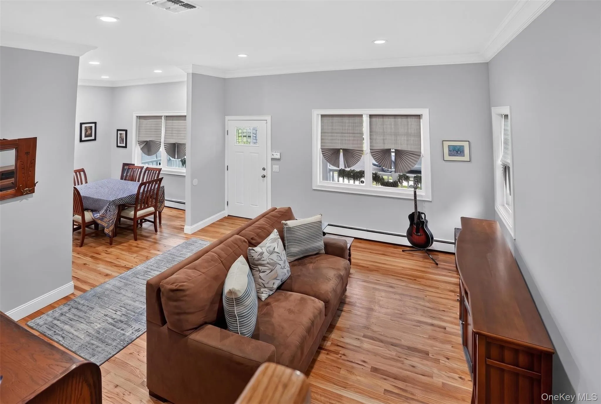 26 Richard Avenue, Islip, NY, 3 Bedrooms Bedrooms, 8 Rooms Rooms,1 BathroomBathrooms,Residential,For Rent,Richard,0,KEY1014898 26 Richard Avenue, Islip, NY, 3 Bedrooms Bedrooms, 8 Rooms Rooms,1 BathroomBathrooms,Residential,For Rent,Richard,0,KEY1014898