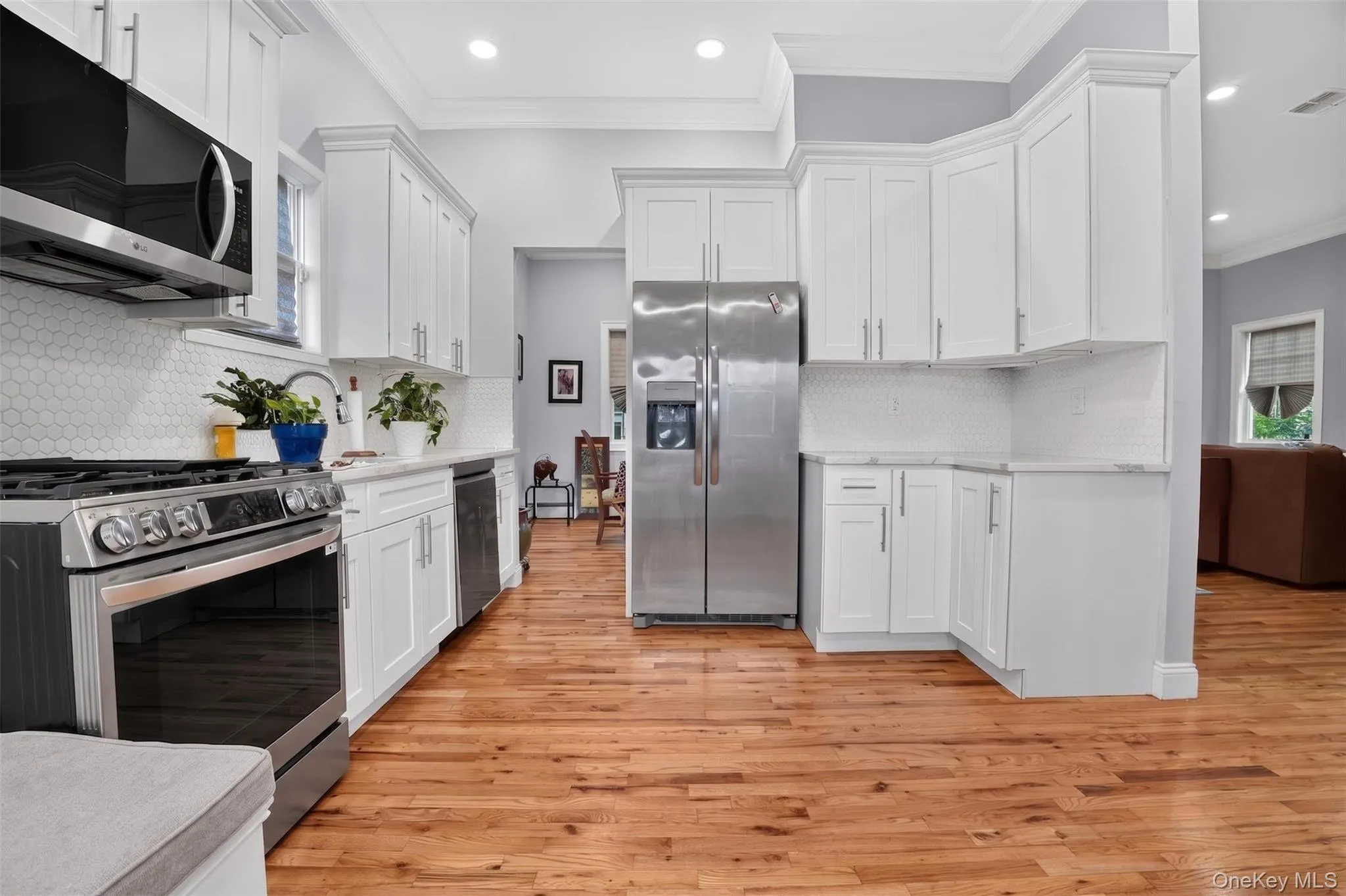 26 Richard Avenue, Islip, NY, 3 Bedrooms Bedrooms, 8 Rooms Rooms,1 BathroomBathrooms,Residential,For Rent,Richard,0,KEY1014898 26 Richard Avenue, Islip, NY, 3 Bedrooms Bedrooms, 8 Rooms Rooms,1 BathroomBathrooms,Residential,For Rent,Richard,0,KEY1014898