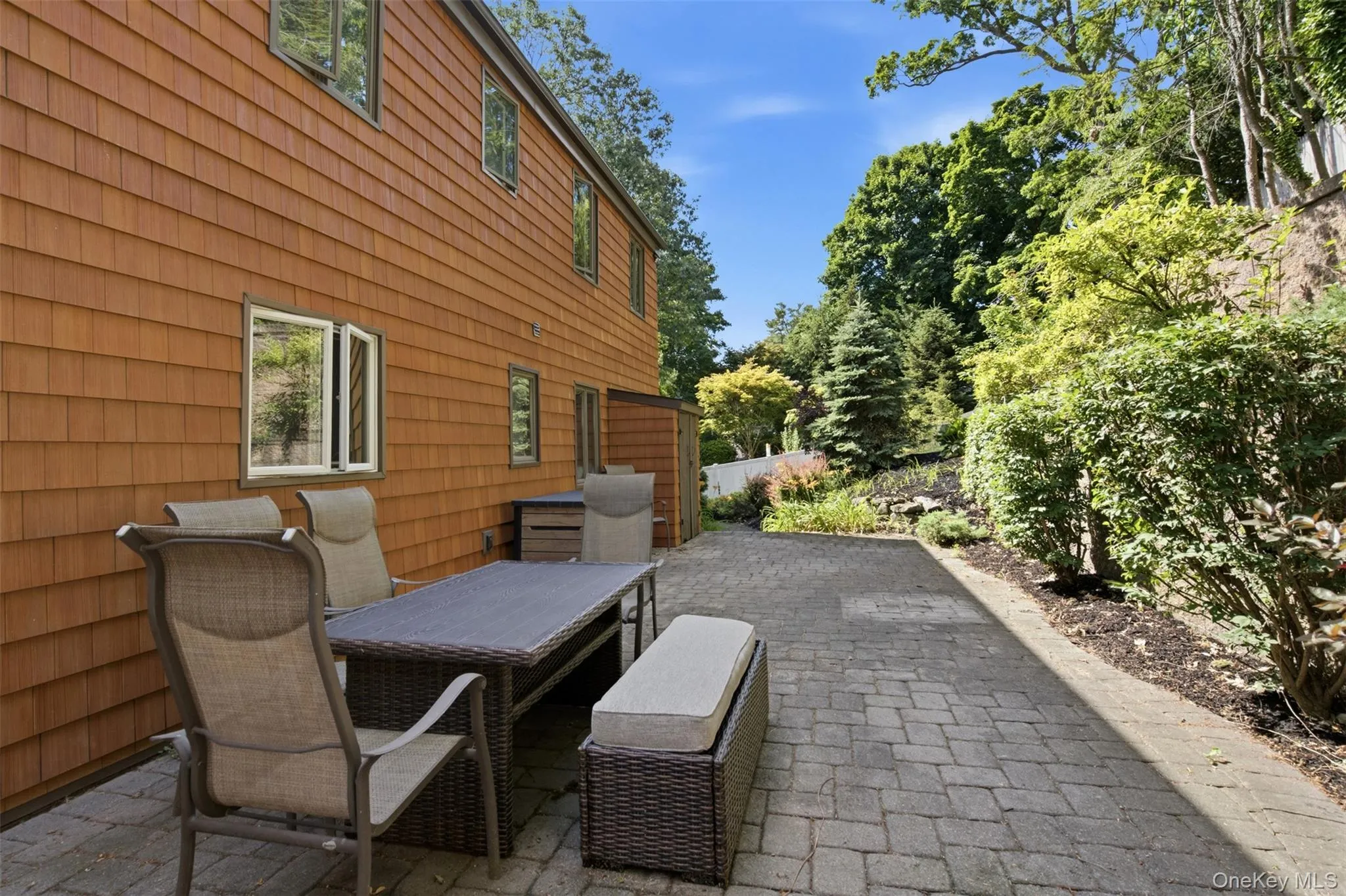 29 Vineyard Road, Huntington, NY, 4 Bedrooms Bedrooms, 9 Rooms Rooms,4 BathroomsBathrooms,Residential,For Rent,Vineyard,0,1014899 29 Vineyard Road, Huntington, NY, 4 Bedrooms Bedrooms, 9 Rooms Rooms,4 BathroomsBathrooms,Residential,For Rent,Vineyard,0,1014899