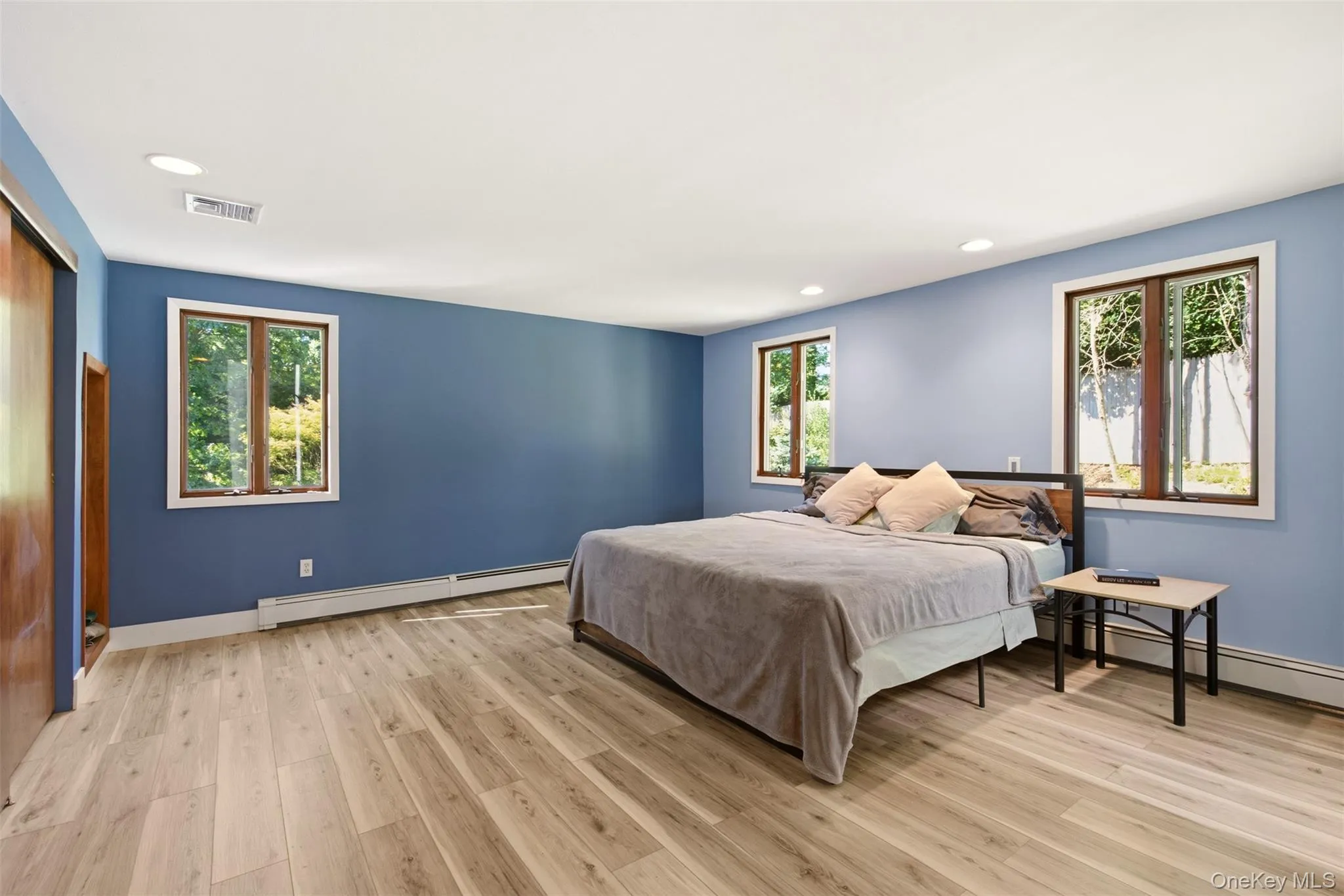 29 Vineyard Road, Huntington, NY, 4 Bedrooms Bedrooms, 9 Rooms Rooms,4 BathroomsBathrooms,Residential,For Rent,Vineyard,0,1014899 29 Vineyard Road, Huntington, NY, 4 Bedrooms Bedrooms, 9 Rooms Rooms,4 BathroomsBathrooms,Residential,For Rent,Vineyard,0,1014899