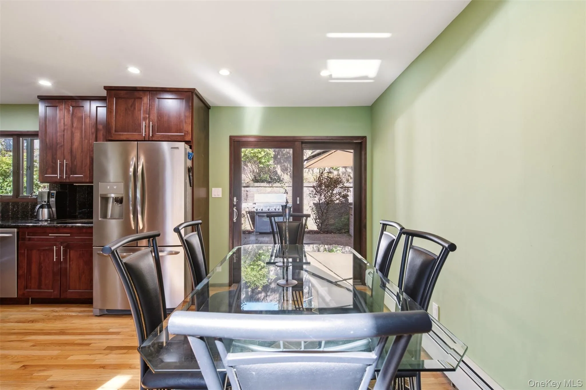29 Vineyard Road, Huntington, NY, 4 Bedrooms Bedrooms, 9 Rooms Rooms,4 BathroomsBathrooms,Residential,For Rent,Vineyard,0,1014899 29 Vineyard Road, Huntington, NY, 4 Bedrooms Bedrooms, 9 Rooms Rooms,4 BathroomsBathrooms,Residential,For Rent,Vineyard,0,1014899