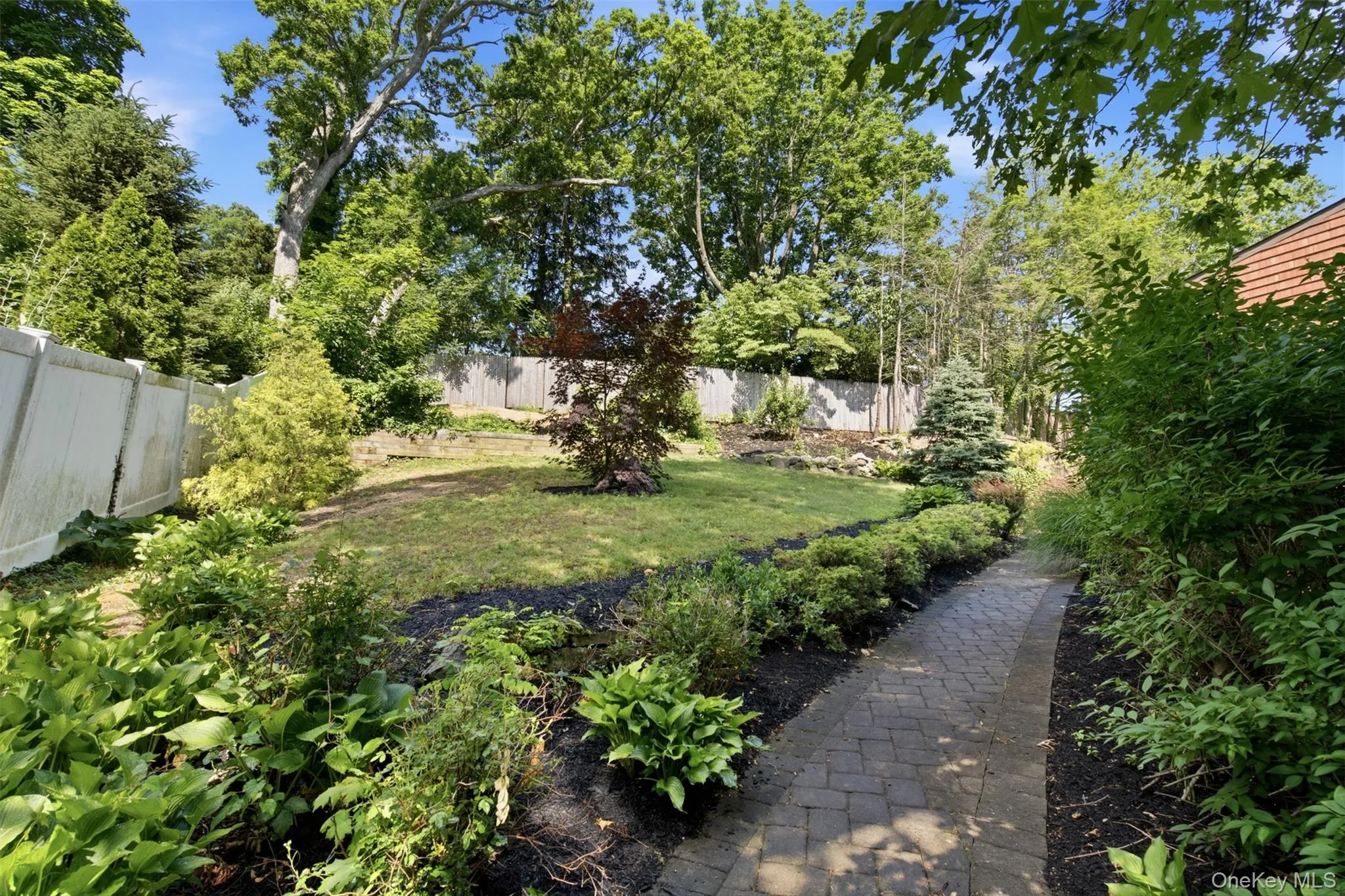 29 Vineyard Road, Huntington, NY, 4 Bedrooms Bedrooms, 9 Rooms Rooms,4 BathroomsBathrooms,Residential,For Rent,Vineyard,0,1014899 29 Vineyard Road, Huntington, NY, 4 Bedrooms Bedrooms, 9 Rooms Rooms,4 BathroomsBathrooms,Residential,For Rent,Vineyard,0,1014899