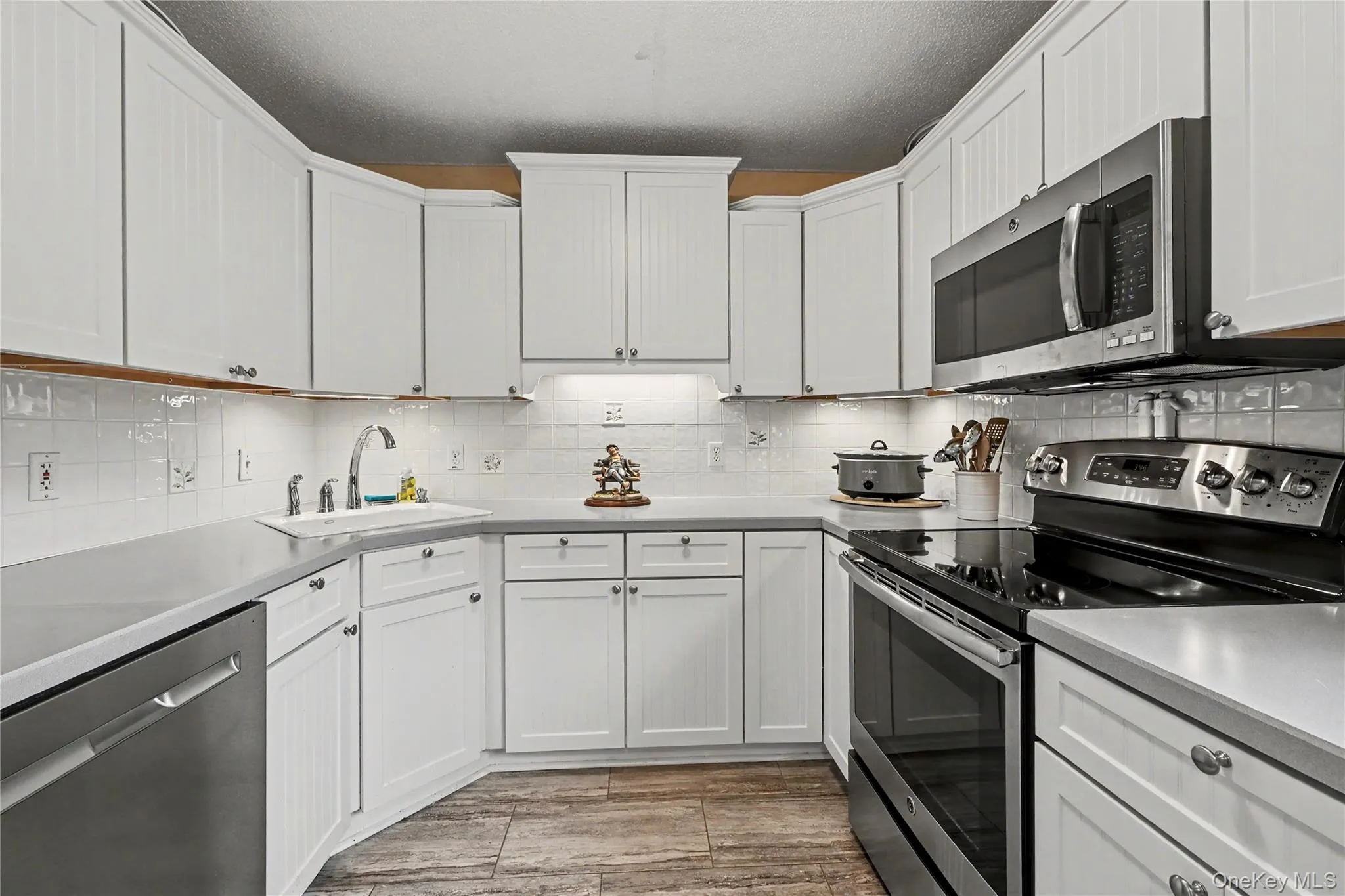 334 Heritage Hills, Somers, NY, 2 Bedrooms Bedrooms, 5 Rooms Rooms,2 BathroomsBathrooms,Residential,For Rent,Heritage,0,KEY1014903 334 Heritage Hills, Somers, NY, 2 Bedrooms Bedrooms, 5 Rooms Rooms,2 BathroomsBathrooms,Residential,For Rent,Heritage,0,KEY1014903
