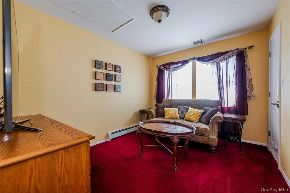 18 South Plaza, Babylon, NY, 4 Bedrooms Bedrooms, 8 Rooms Rooms,2 BathroomsBathrooms,Residential,For Rent,South,0,KEY1014904 18 South Plaza, Babylon, NY, 4 Bedrooms Bedrooms, 8 Rooms Rooms,2 BathroomsBathrooms,Residential,For Rent,South,0,KEY1014904