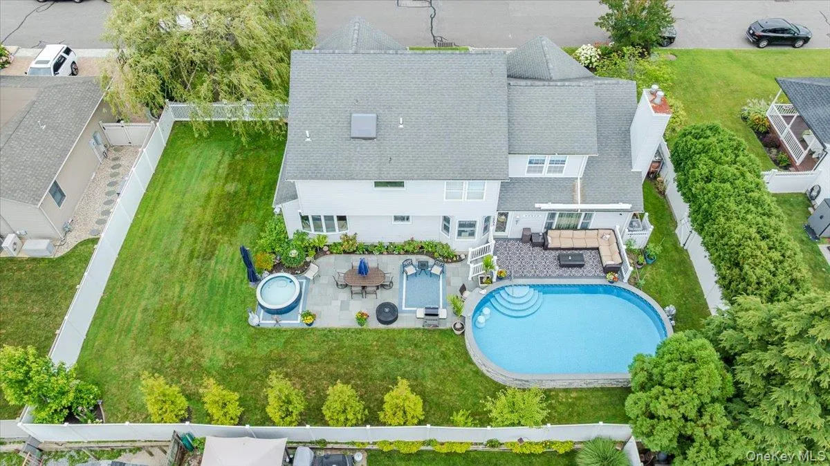 18 South Plaza, Babylon, NY, 4 Bedrooms Bedrooms, 8 Rooms Rooms,2 BathroomsBathrooms,Residential,For Rent,South,0,KEY1014904 18 South Plaza, Babylon, NY, 4 Bedrooms Bedrooms, 8 Rooms Rooms,2 BathroomsBathrooms,Residential,For Rent,South,0,KEY1014904