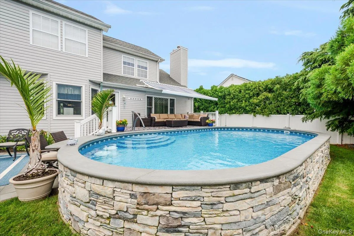 18 South Plaza, Babylon, NY, 4 Bedrooms Bedrooms, 8 Rooms Rooms,2 BathroomsBathrooms,Residential,For Rent,South,0,KEY1014904 18 South Plaza, Babylon, NY, 4 Bedrooms Bedrooms, 8 Rooms Rooms,2 BathroomsBathrooms,Residential,For Rent,South,0,KEY1014904
