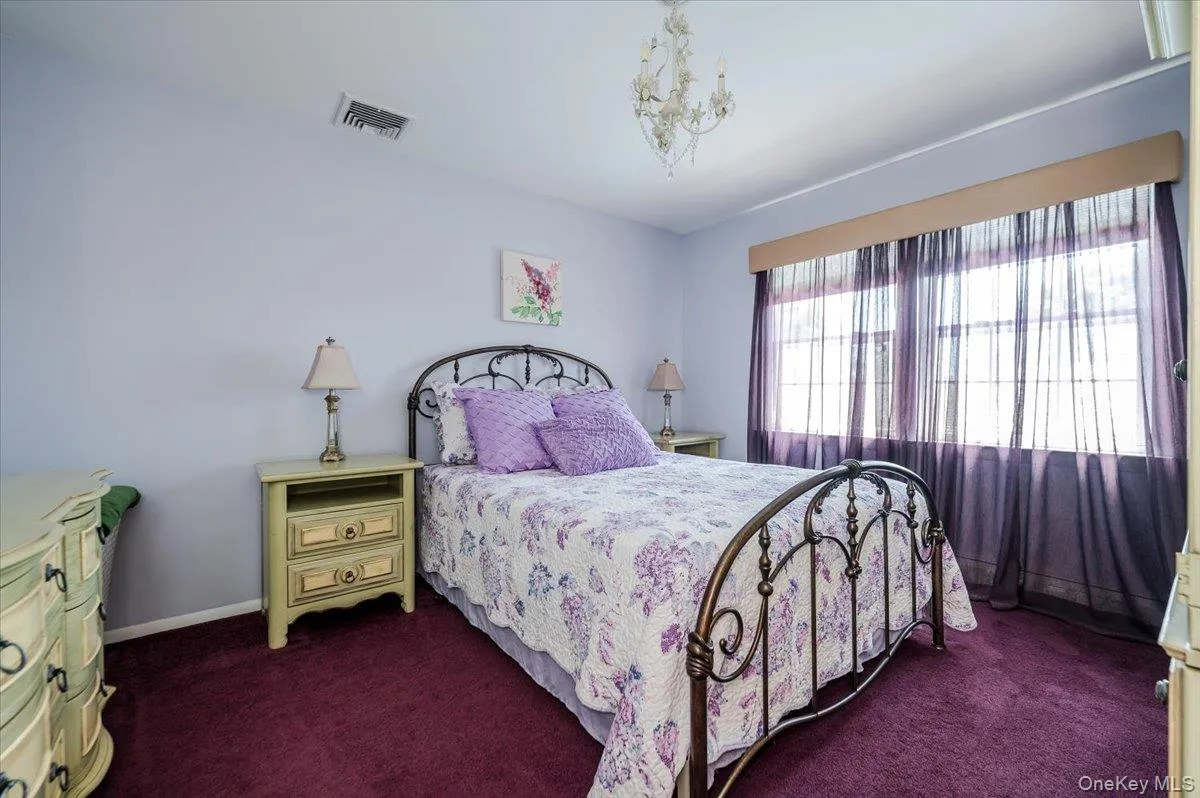 18 South Plaza, Babylon, NY, 4 Bedrooms Bedrooms, 8 Rooms Rooms,2 BathroomsBathrooms,Residential,For Rent,South,0,KEY1014904 18 South Plaza, Babylon, NY, 4 Bedrooms Bedrooms, 8 Rooms Rooms,2 BathroomsBathrooms,Residential,For Rent,South,0,KEY1014904