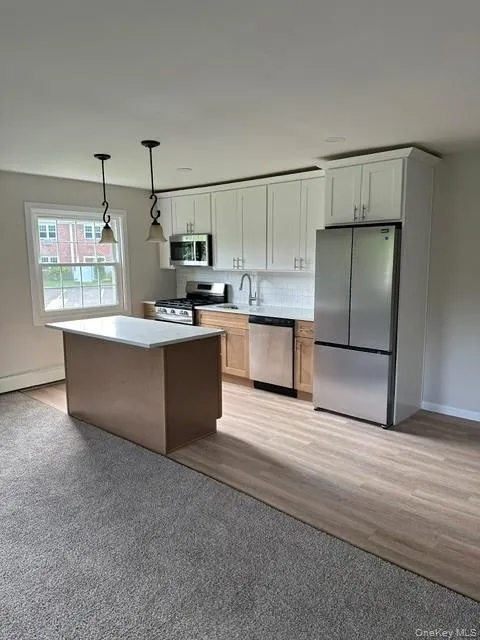 460 Old Town Road, Brookhaven, NY, 3 Bedrooms Bedrooms, 6 Rooms Rooms,2 BathroomsBathrooms,Residential Lease,For Rent,Old Town,0,1014905 460 Old Town Road, Brookhaven, NY, 3 Bedrooms Bedrooms, 6 Rooms Rooms,2 BathroomsBathrooms,Residential Lease,For Rent,Old Town,0,1014905