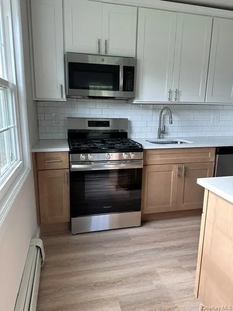 460 Old Town Road, Brookhaven, NY, 3 Bedrooms Bedrooms, 6 Rooms Rooms,2 BathroomsBathrooms,Residential Lease,For Rent,Old Town,0,1014905 460 Old Town Road, Brookhaven, NY, 3 Bedrooms Bedrooms, 6 Rooms Rooms,2 BathroomsBathrooms,Residential Lease,For Rent,Old Town,0,1014905