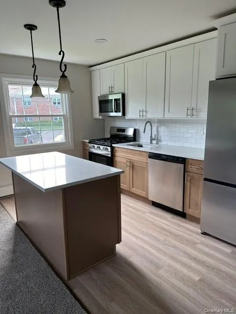 460 Old Town Road, Brookhaven, NY, 3 Bedrooms Bedrooms, 6 Rooms Rooms,2 BathroomsBathrooms,Residential Lease,For Rent,Old Town,0,1014905 460 Old Town Road, Brookhaven, NY, 3 Bedrooms Bedrooms, 6 Rooms Rooms,2 BathroomsBathrooms,Residential Lease,For Rent,Old Town,0,1014905
