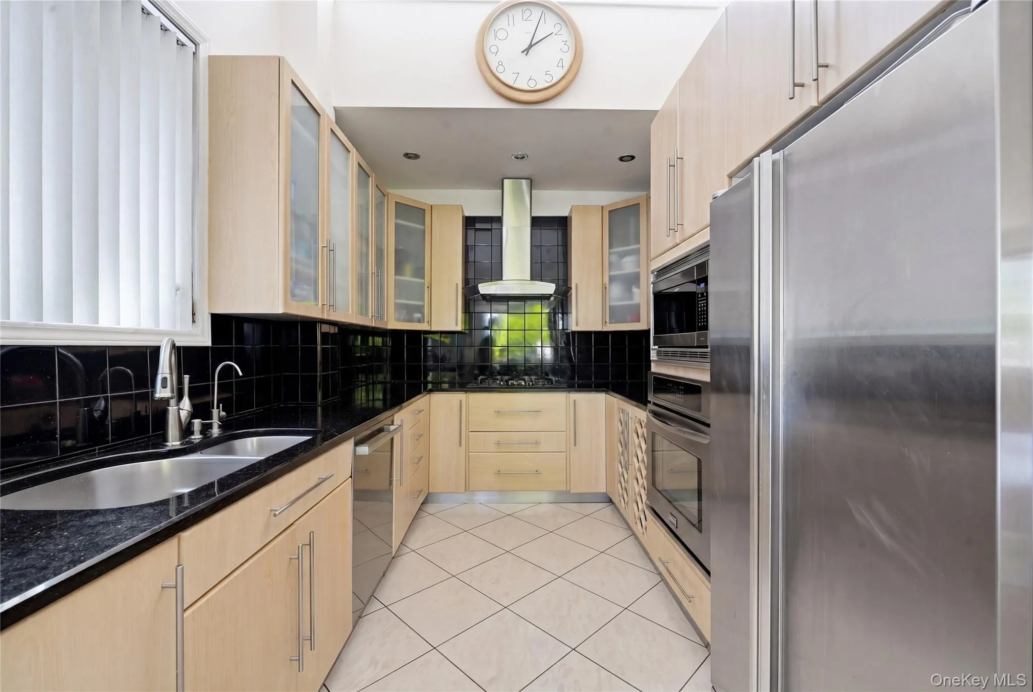 4082 Ocean Avenue, New York, NY, 4 Bedrooms Bedrooms, 10 Rooms Rooms,2 BathroomsBathrooms,Residential,For Rent,Ocean,0,1014907 4082 Ocean Avenue, New York, NY, 4 Bedrooms Bedrooms, 10 Rooms Rooms,2 BathroomsBathrooms,Residential,For Rent,Ocean,0,1014907