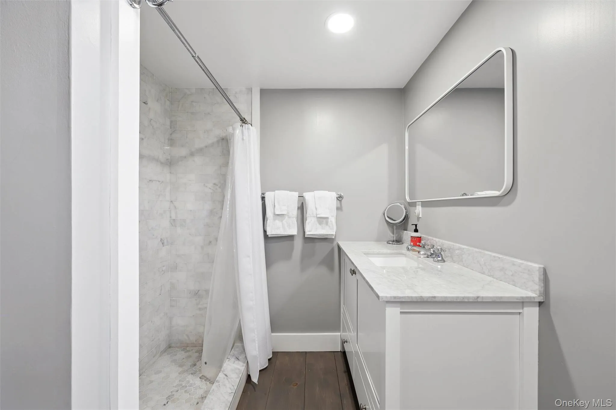 Walk-in shower, marble tile Walk-in shower, marble tile