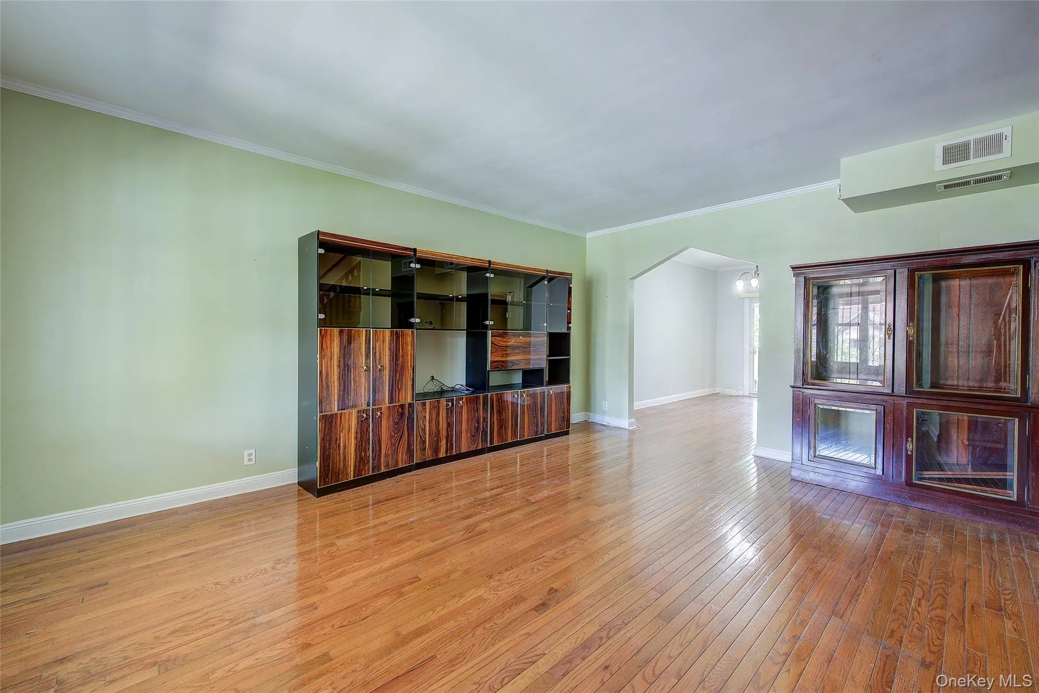 85-62 66th Road, New York, NY, 3 Bedrooms Bedrooms, 7 Rooms Rooms,2 BathroomsBathrooms,Residential,For Rent,66th,0,KEY1014915 85-62 66th Road, New York, NY, 3 Bedrooms Bedrooms, 7 Rooms Rooms,2 BathroomsBathrooms,Residential,For Rent,66th,0,KEY1014915