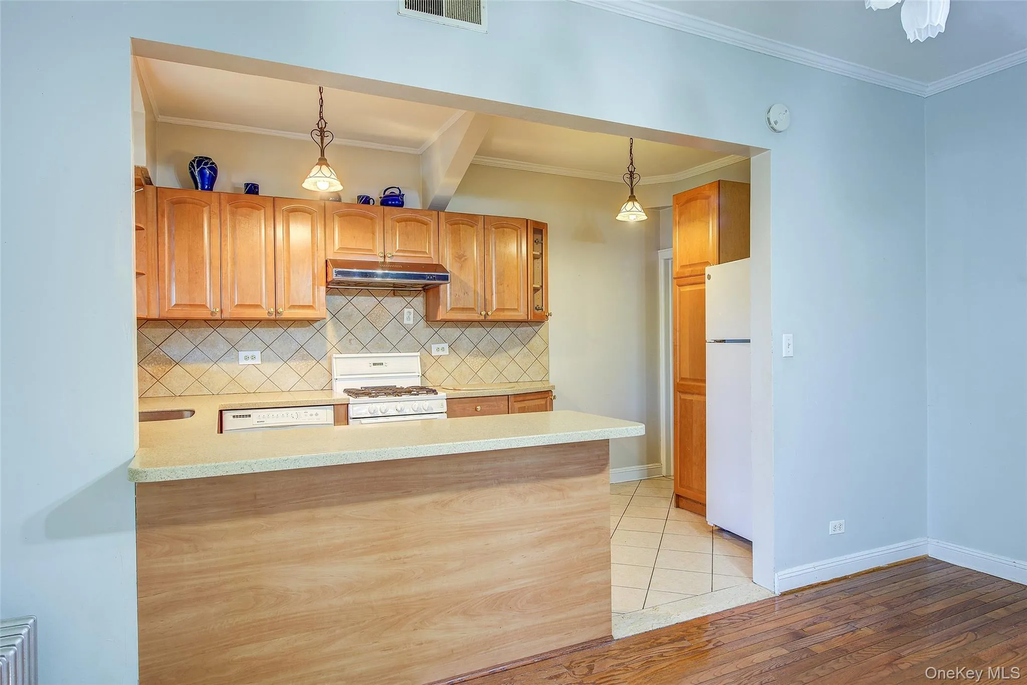 85-62 66th Road, New York, NY, 3 Bedrooms Bedrooms, 7 Rooms Rooms,2 BathroomsBathrooms,Residential,For Rent,66th,0,KEY1014915 85-62 66th Road, New York, NY, 3 Bedrooms Bedrooms, 7 Rooms Rooms,2 BathroomsBathrooms,Residential,For Rent,66th,0,KEY1014915