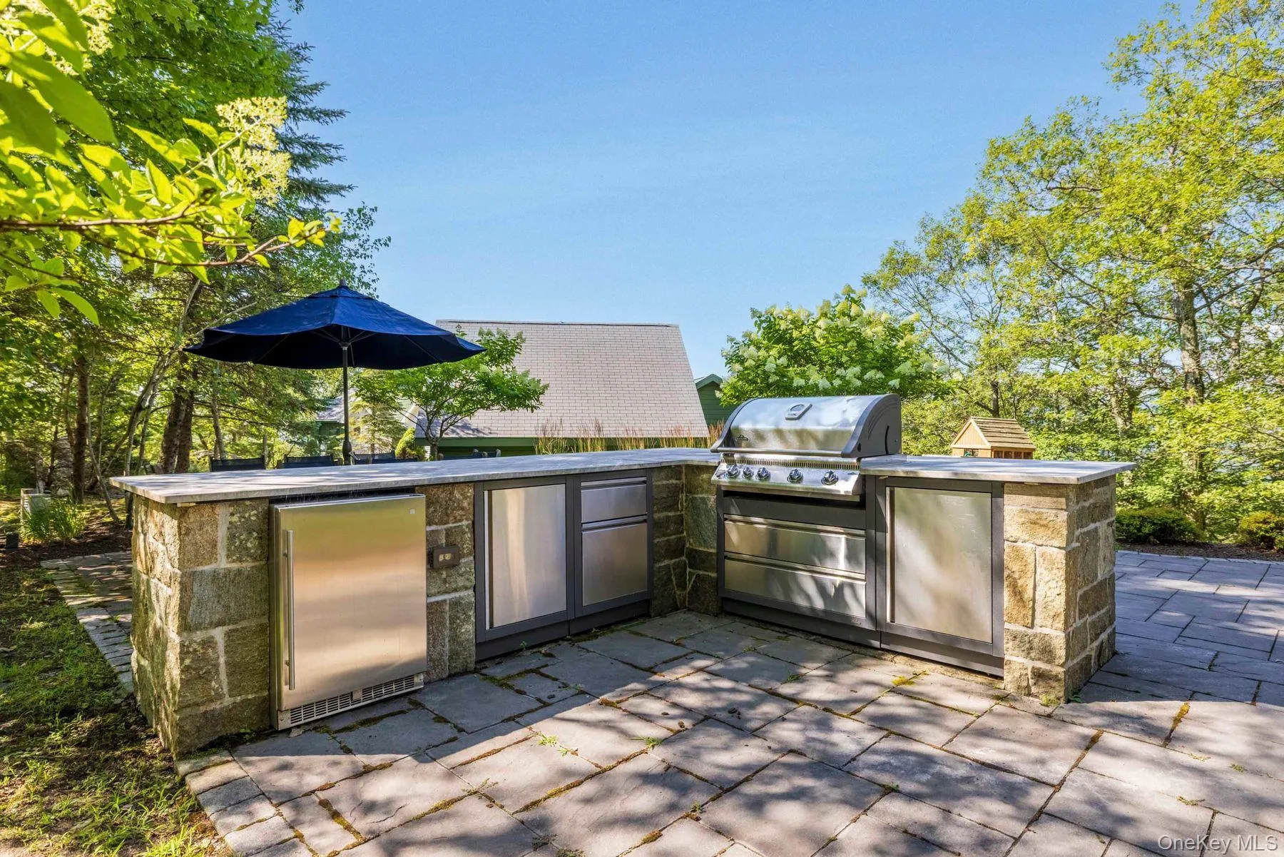 Outdoor kitchen Outdoor kitchen