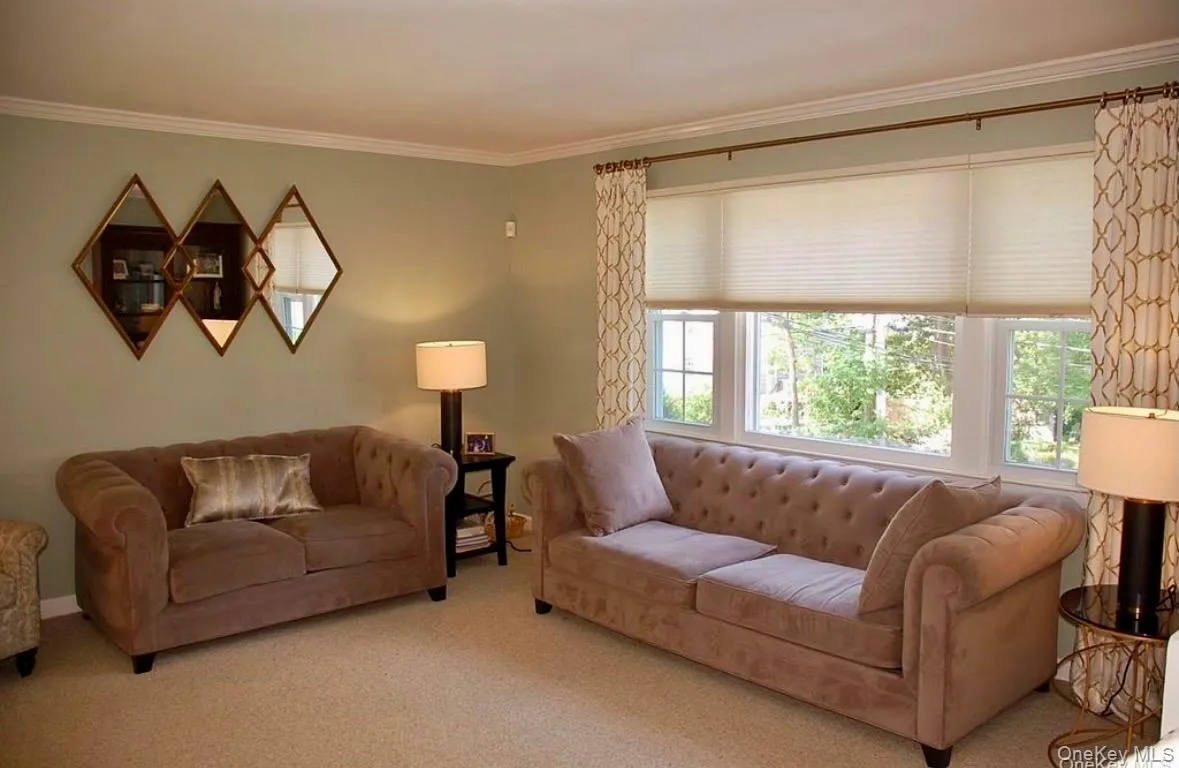 18 Coralyn Avenue, White Plains, NY, 3 Bedrooms Bedrooms, 7 Rooms Rooms,2 BathroomsBathrooms,Residential Lease,For Rent,Coralyn,0,1014918 18 Coralyn Avenue, White Plains, NY, 3 Bedrooms Bedrooms, 7 Rooms Rooms,2 BathroomsBathrooms,Residential Lease,For Rent,Coralyn,0,1014918