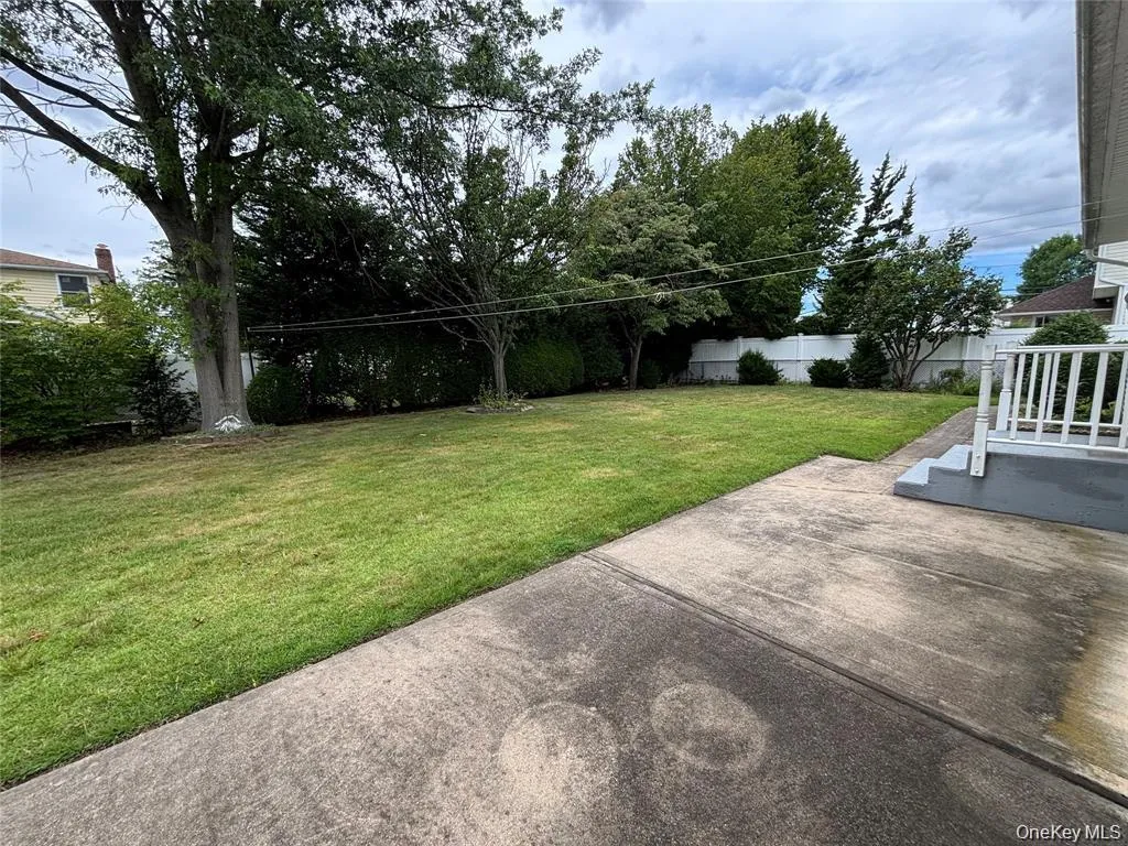 235 10th Street, Oyster Bay, NY, 3 Bedrooms Bedrooms, 5 Rooms Rooms,1 BathroomBathrooms,Residential,For Rent,10th,0,1014919 235 10th Street, Oyster Bay, NY, 3 Bedrooms Bedrooms, 5 Rooms Rooms,1 BathroomBathrooms,Residential,For Rent,10th,0,1014919