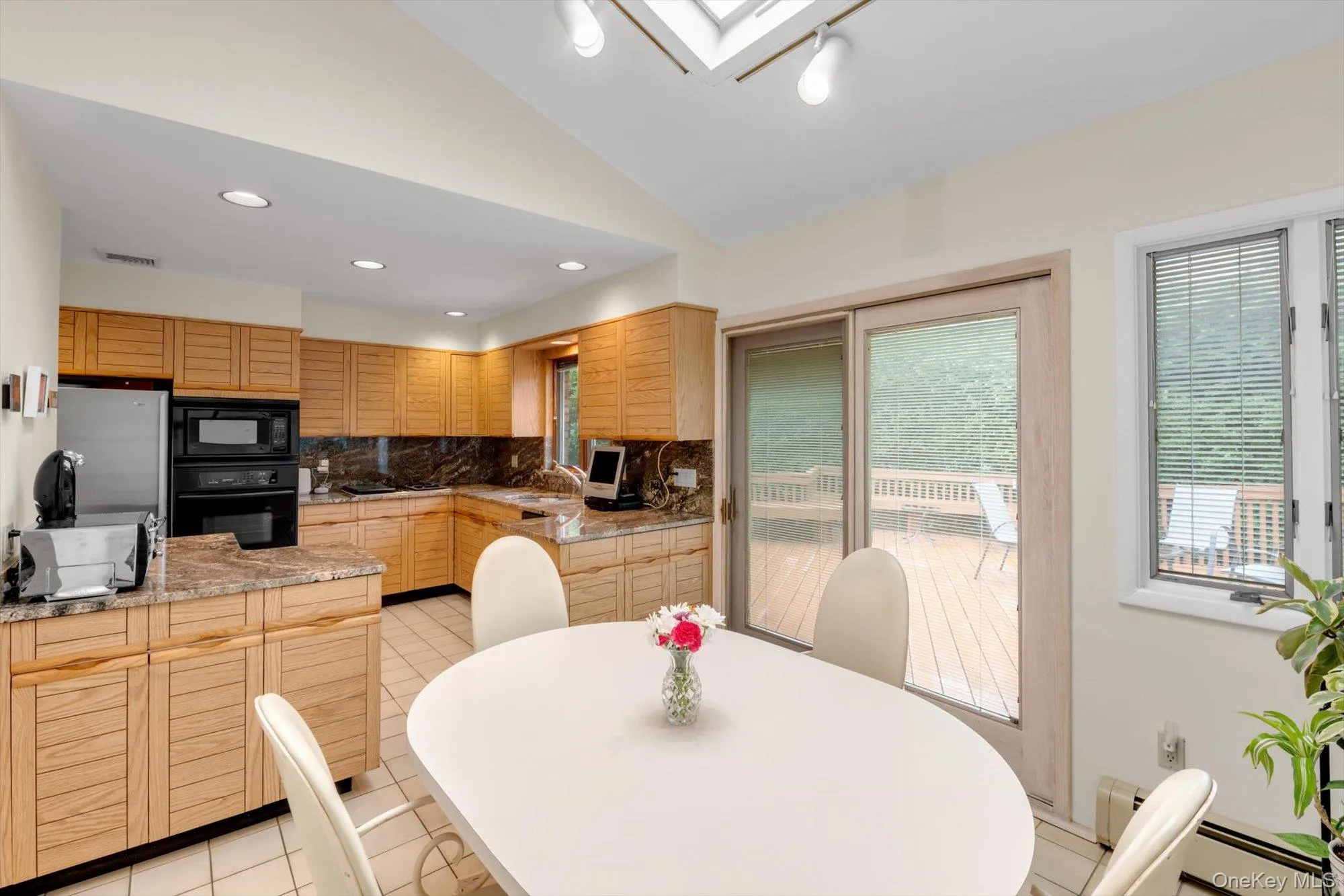 189 Regent Drive, Hempstead, NY, 4 Bedrooms Bedrooms, 5 Rooms Rooms,3 BathroomsBathrooms,Residential,For Rent,Regent,0,1014921 189 Regent Drive, Hempstead, NY, 4 Bedrooms Bedrooms, 5 Rooms Rooms,3 BathroomsBathrooms,Residential,For Rent,Regent,0,1014921
