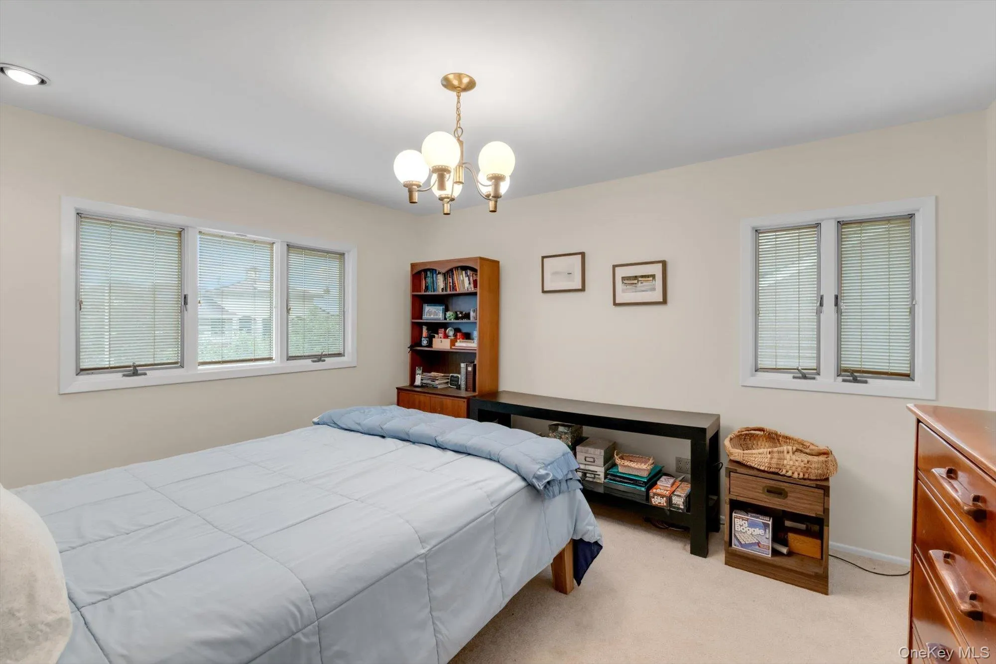 189 Regent Drive, Hempstead, NY, 4 Bedrooms Bedrooms, 5 Rooms Rooms,3 BathroomsBathrooms,Residential,For Rent,Regent,0,1014921 189 Regent Drive, Hempstead, NY, 4 Bedrooms Bedrooms, 5 Rooms Rooms,3 BathroomsBathrooms,Residential,For Rent,Regent,0,1014921