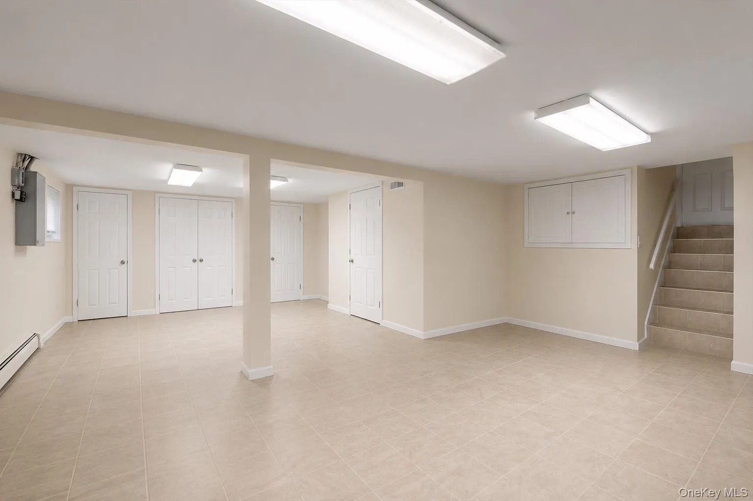 189 Regent Drive, Hempstead, NY, 4 Bedrooms Bedrooms, 5 Rooms Rooms,3 BathroomsBathrooms,Residential,For Rent,Regent,0,1014921 189 Regent Drive, Hempstead, NY, 4 Bedrooms Bedrooms, 5 Rooms Rooms,3 BathroomsBathrooms,Residential,For Rent,Regent,0,1014921