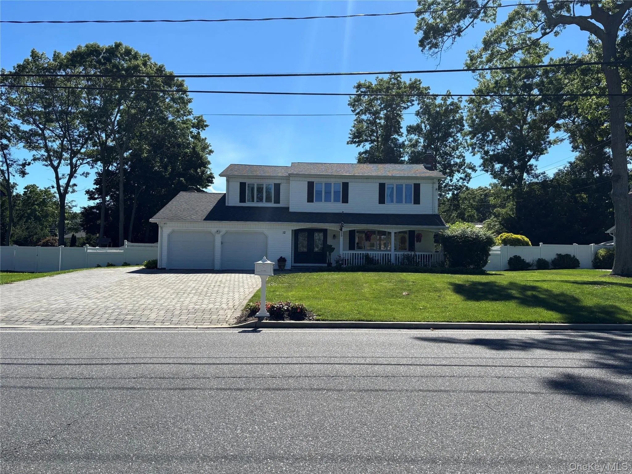 12 Miller Avenue, Brookhaven, NY, 4 Bedrooms Bedrooms, 8 Rooms Rooms,3 BathroomsBathrooms,Residential,For Rent,Miller,0,KEY1014924 12 Miller Avenue, Brookhaven, NY, 4 Bedrooms Bedrooms, 8 Rooms Rooms,3 BathroomsBathrooms,Residential,For Rent,Miller,0,KEY1014924