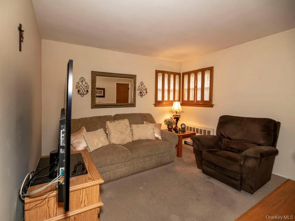 3601 Wadena Street, Hempstead, NY, 3 Bedrooms Bedrooms, 6 Rooms Rooms,1 BathroomBathrooms,Residential,For Rent,Wadena,0,1014925 3601 Wadena Street, Hempstead, NY, 3 Bedrooms Bedrooms, 6 Rooms Rooms,1 BathroomBathrooms,Residential,For Rent,Wadena,0,1014925
