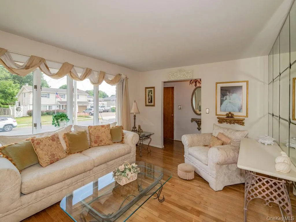 3601 Wadena Street, Hempstead, NY, 3 Bedrooms Bedrooms, 6 Rooms Rooms,1 BathroomBathrooms,Residential,For Rent,Wadena,0,1014925 3601 Wadena Street, Hempstead, NY, 3 Bedrooms Bedrooms, 6 Rooms Rooms,1 BathroomBathrooms,Residential,For Rent,Wadena,0,1014925